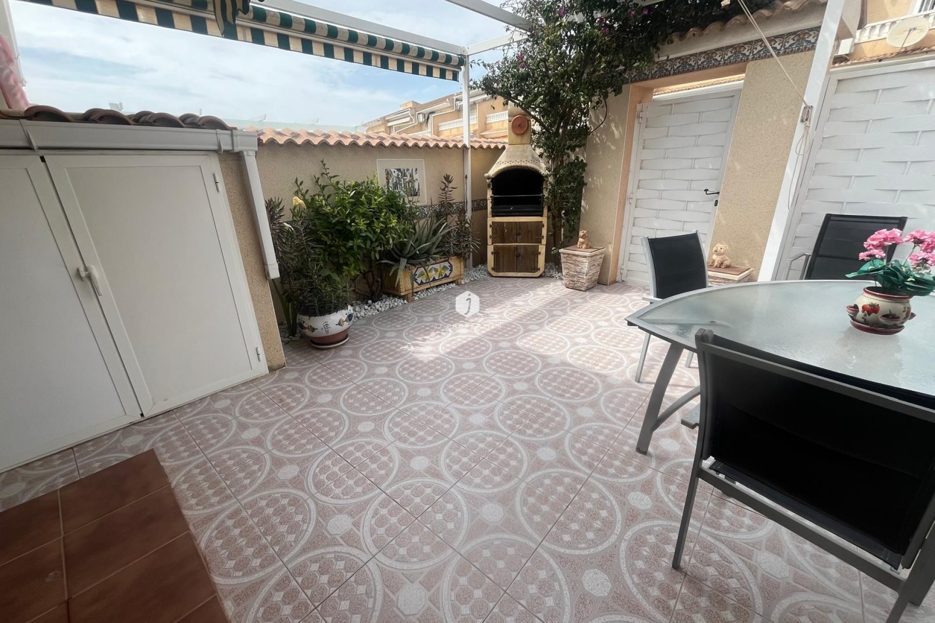 Z drugiej ręki - Szalet -
Ciudad Quesada - Costa Blanca