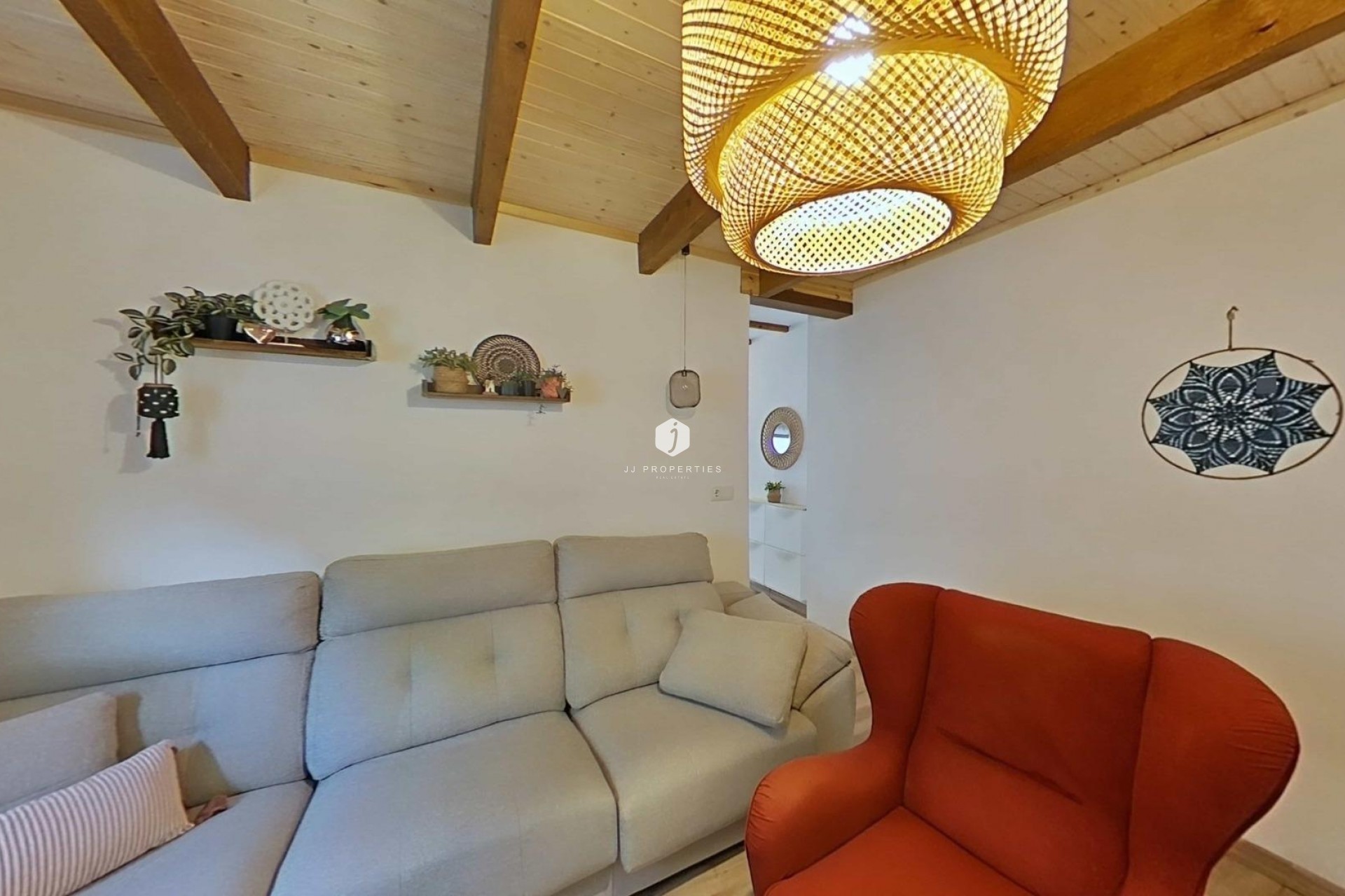 Z drugiej ręki - Szalet -
Formentera del Segura - Centro