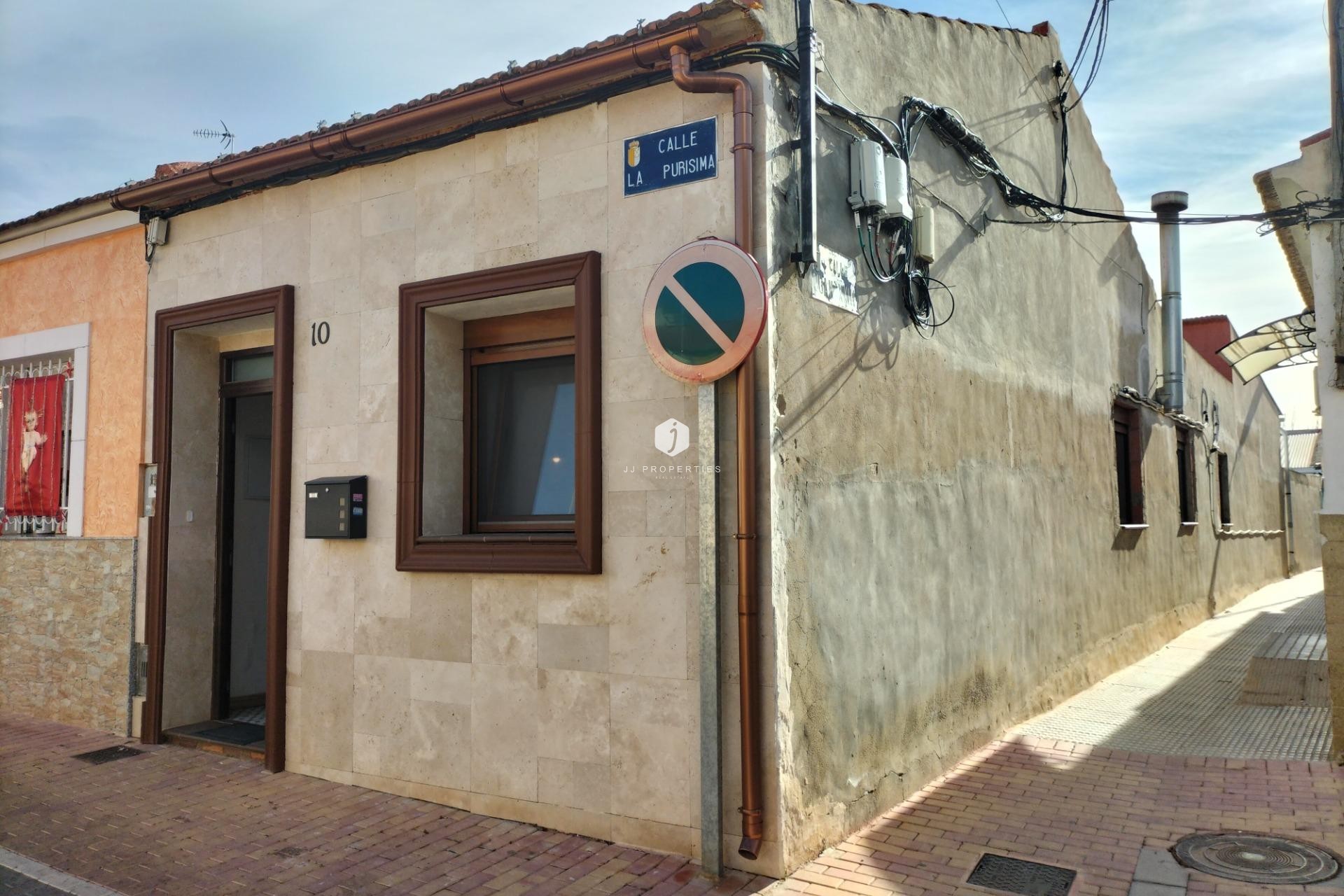 Z drugiej ręki - Szalet -
Formentera del Segura - Centro