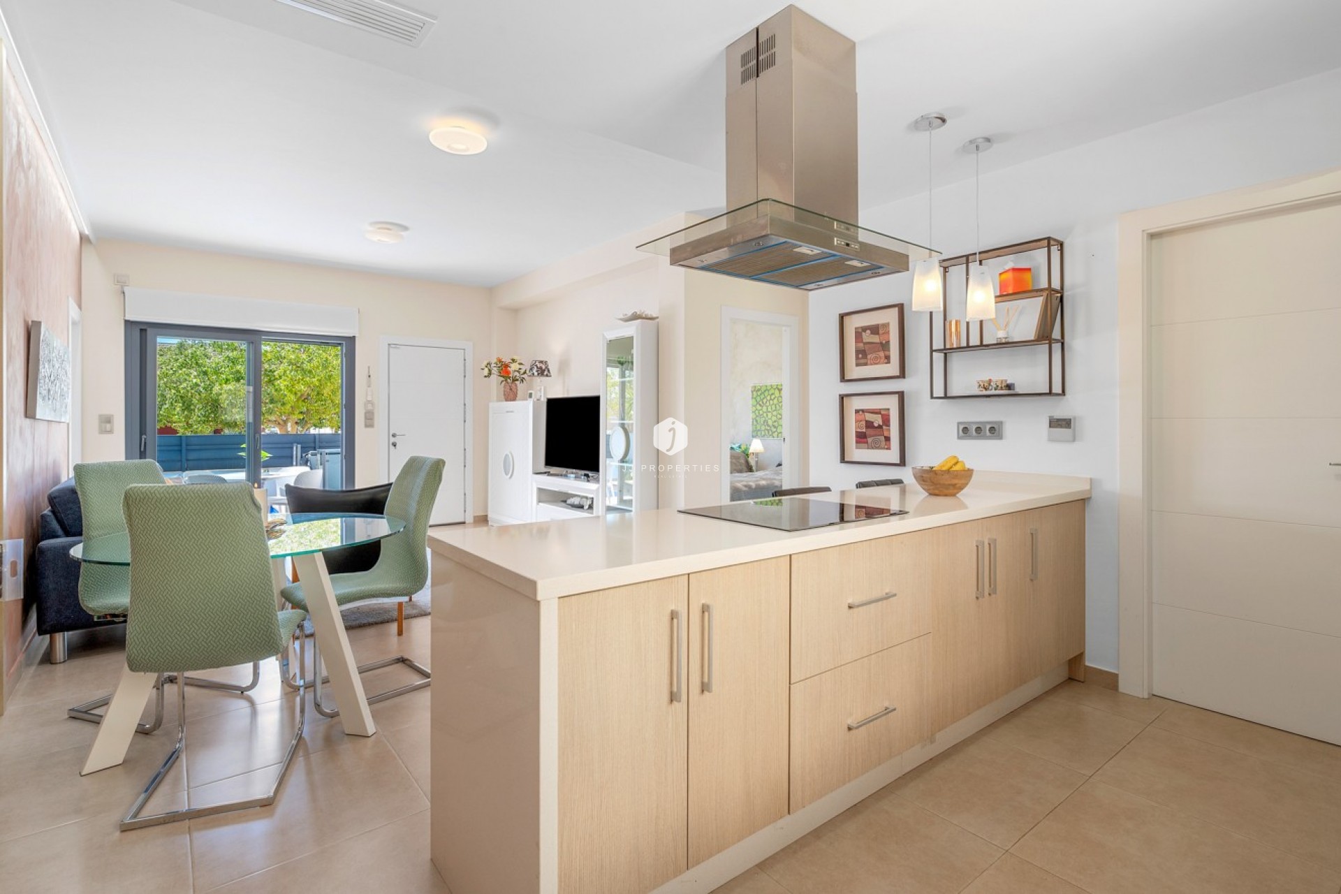 Z drugiej ręki - Szalet -
Formentera del Segura - Costa Blanca