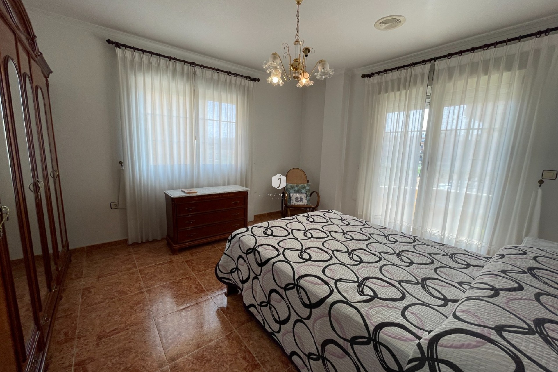 Z drugiej ręki - Szalet -
Formentera del Segura - Costa Blanca