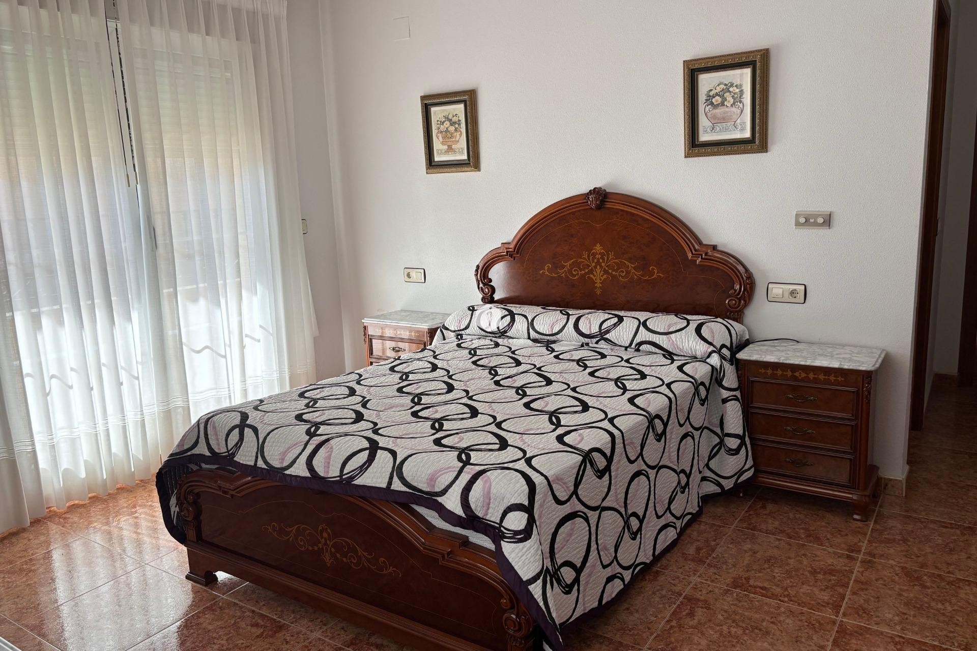 Z drugiej ręki - Szalet -
Formentera del Segura - Pueblo 5