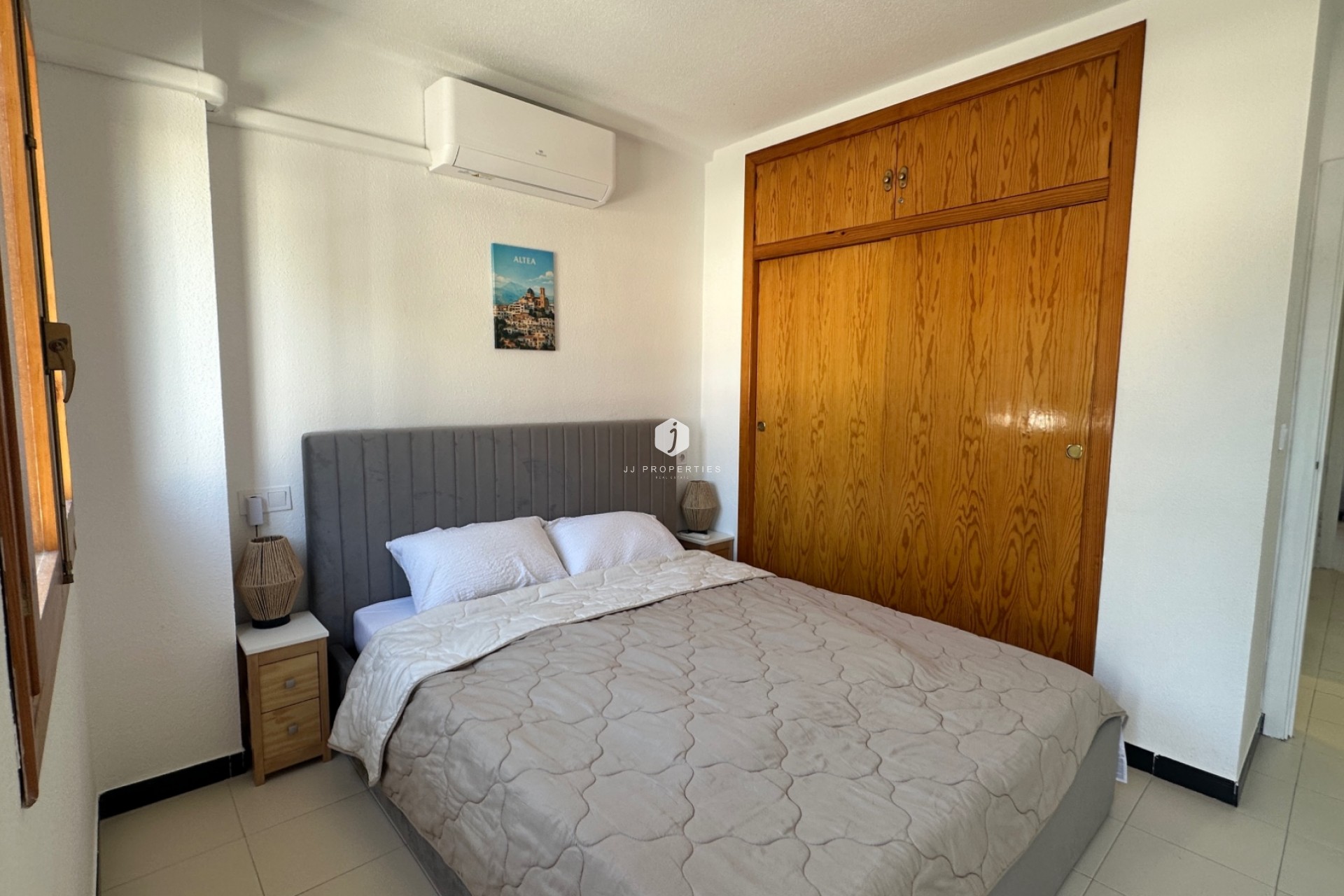 Z drugiej ręki - Szalet -
La Mata - Costa Blanca