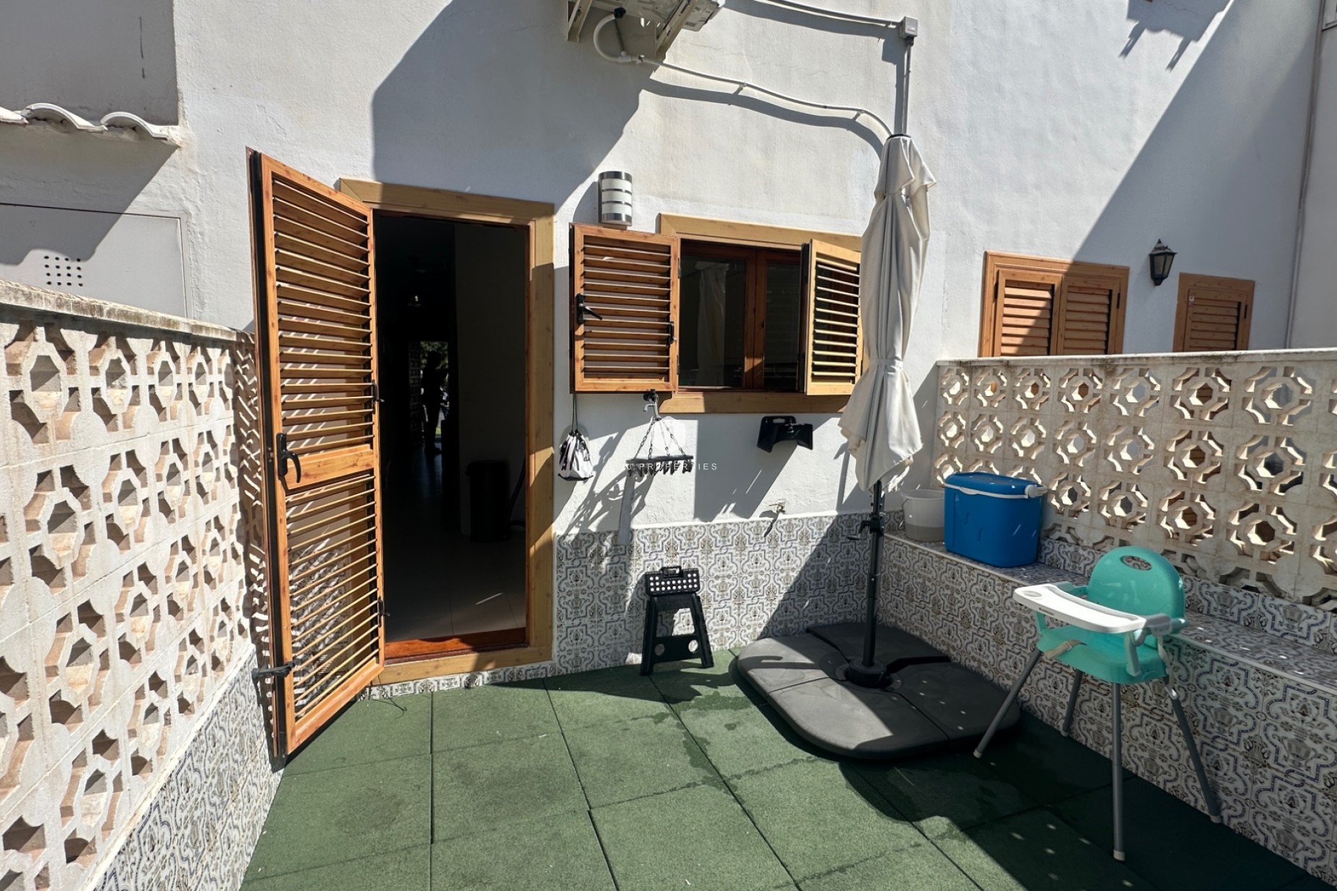 Z drugiej ręki - Szalet -
La Mata - Costa Blanca