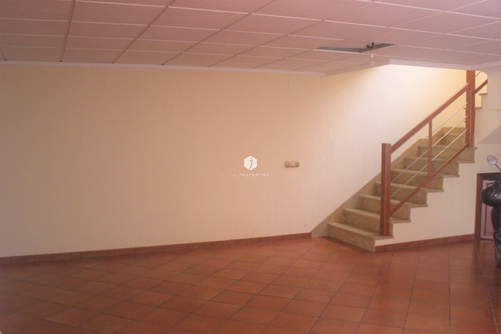 Z drugiej ręki - Szalet -
Los Altos - Costa Blanca