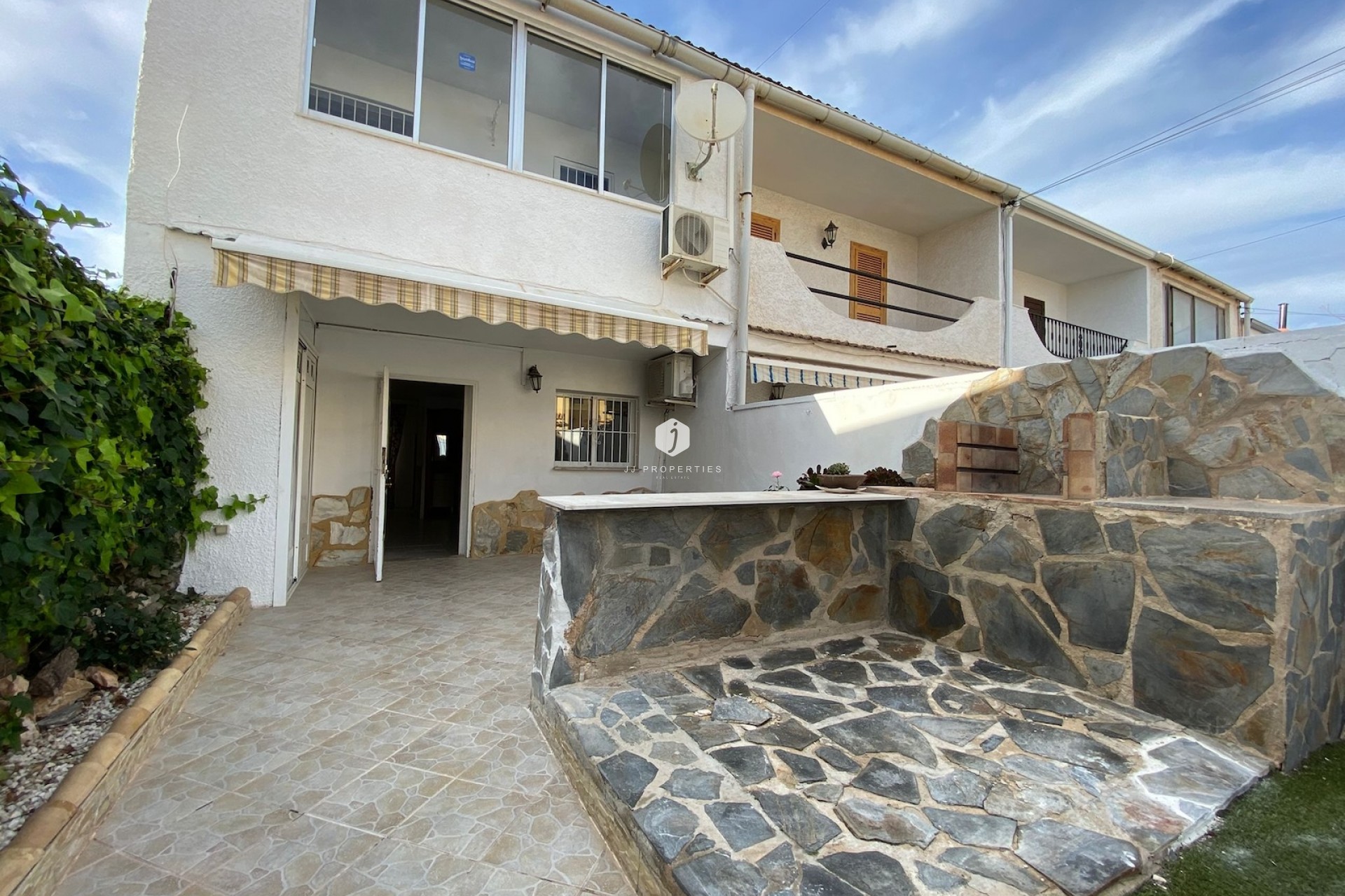 Z drugiej ręki - Szalet -
Los Balcones - Costa Blanca