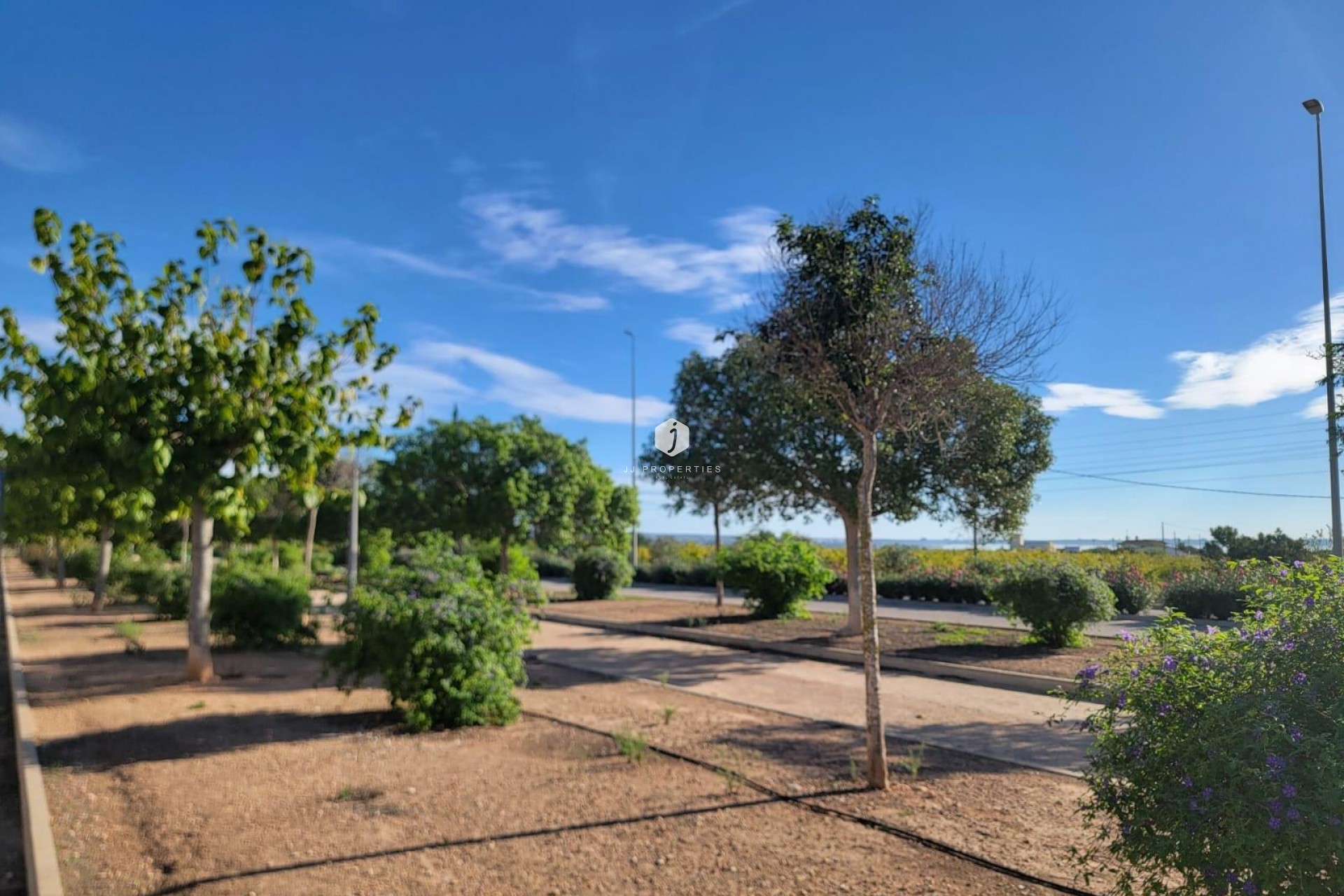 Z drugiej ręki - Szalet -
Los Montesinos - Los Montesinos - Urb. La Herrada