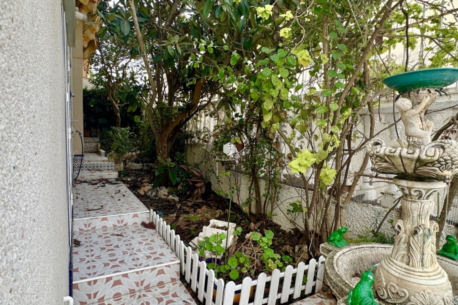 Z drugiej ręki - Szalet -
Orihuela Costa - Costa Blanca