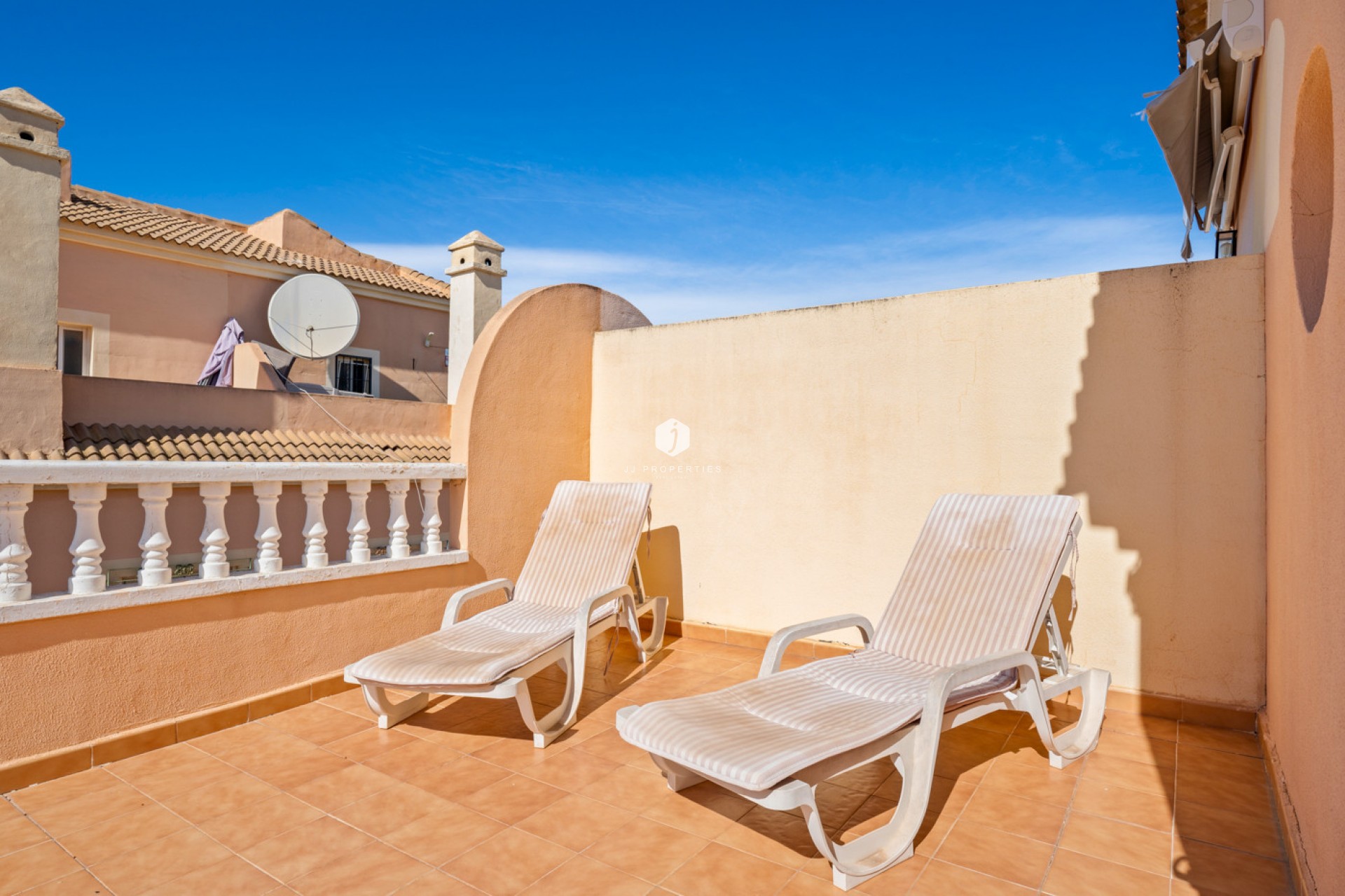 Z drugiej ręki - Szalet -
Orihuela Costa - Costa Blanca