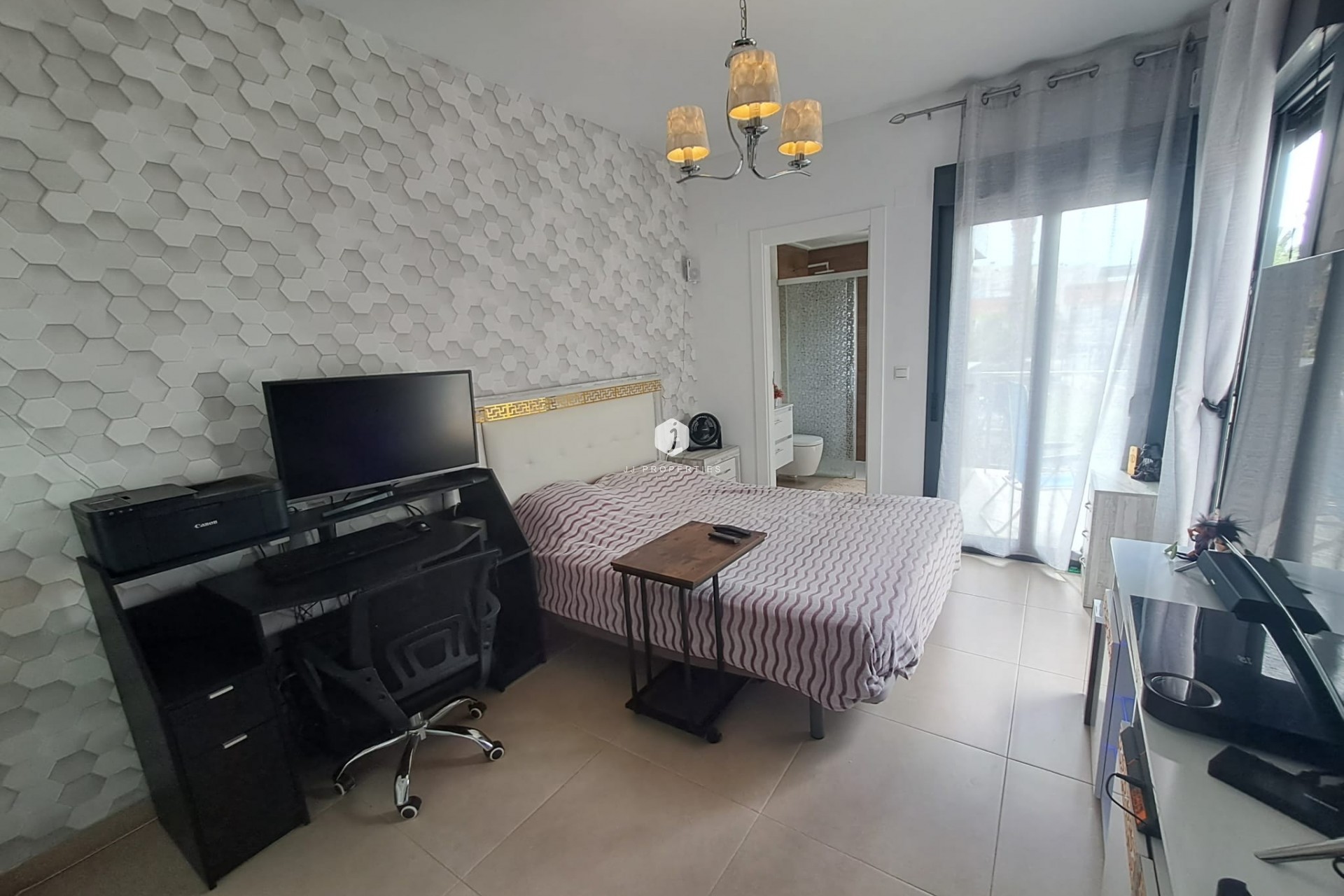 Z drugiej ręki - Szalet -
Orihuela Costa - Costa Blanca