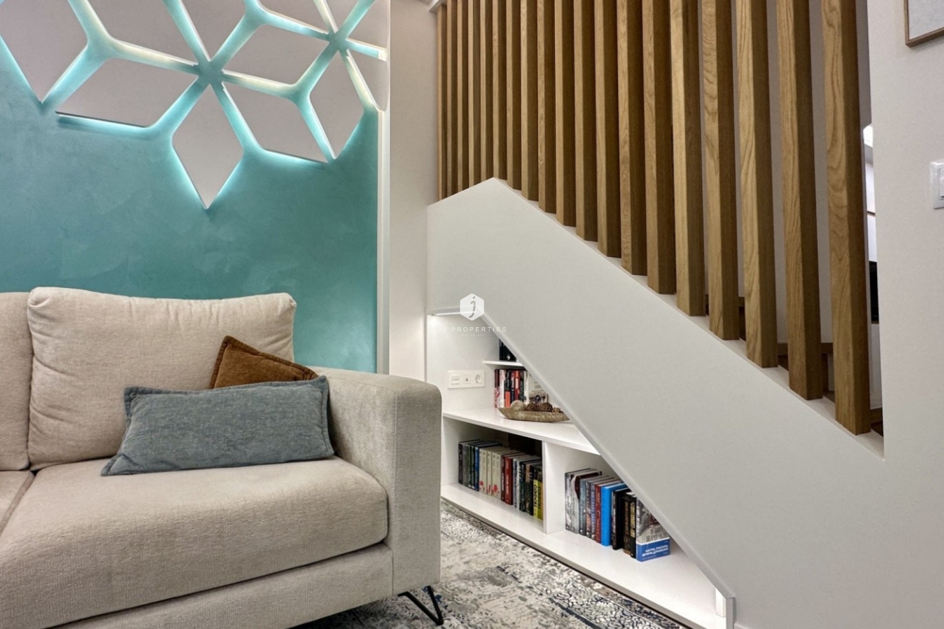 Z drugiej ręki - Szalet -
Orihuela Costa - Costa Blanca