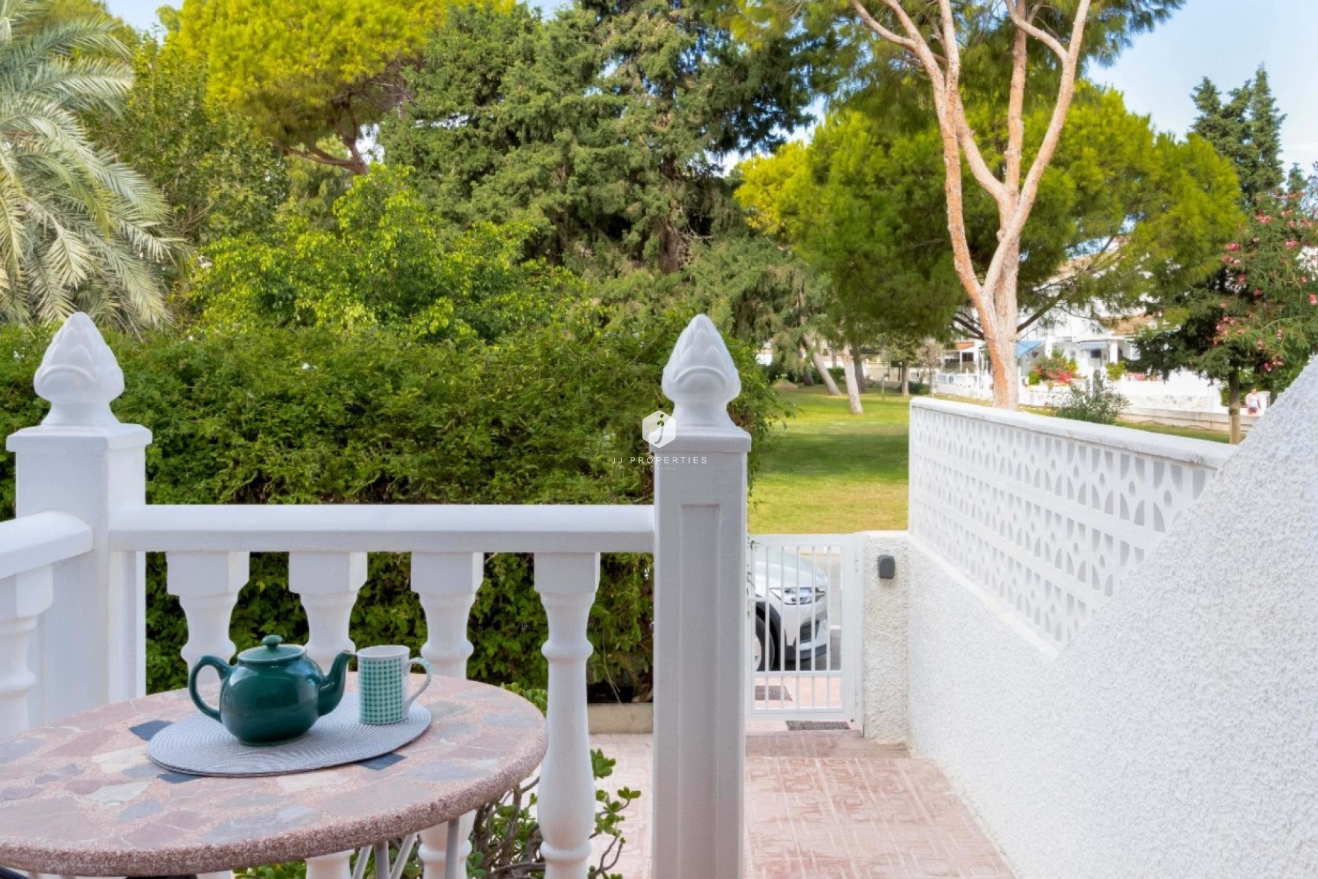 Z drugiej ręki - Szalet -
Orihuela Costa - Costa Blanca