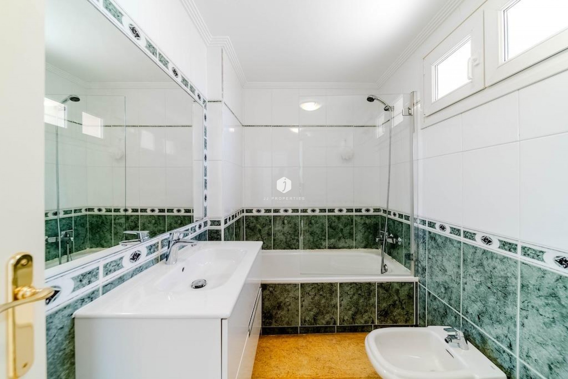 Z drugiej ręki - Szalet -
Orihuela Costa - Costa Blanca