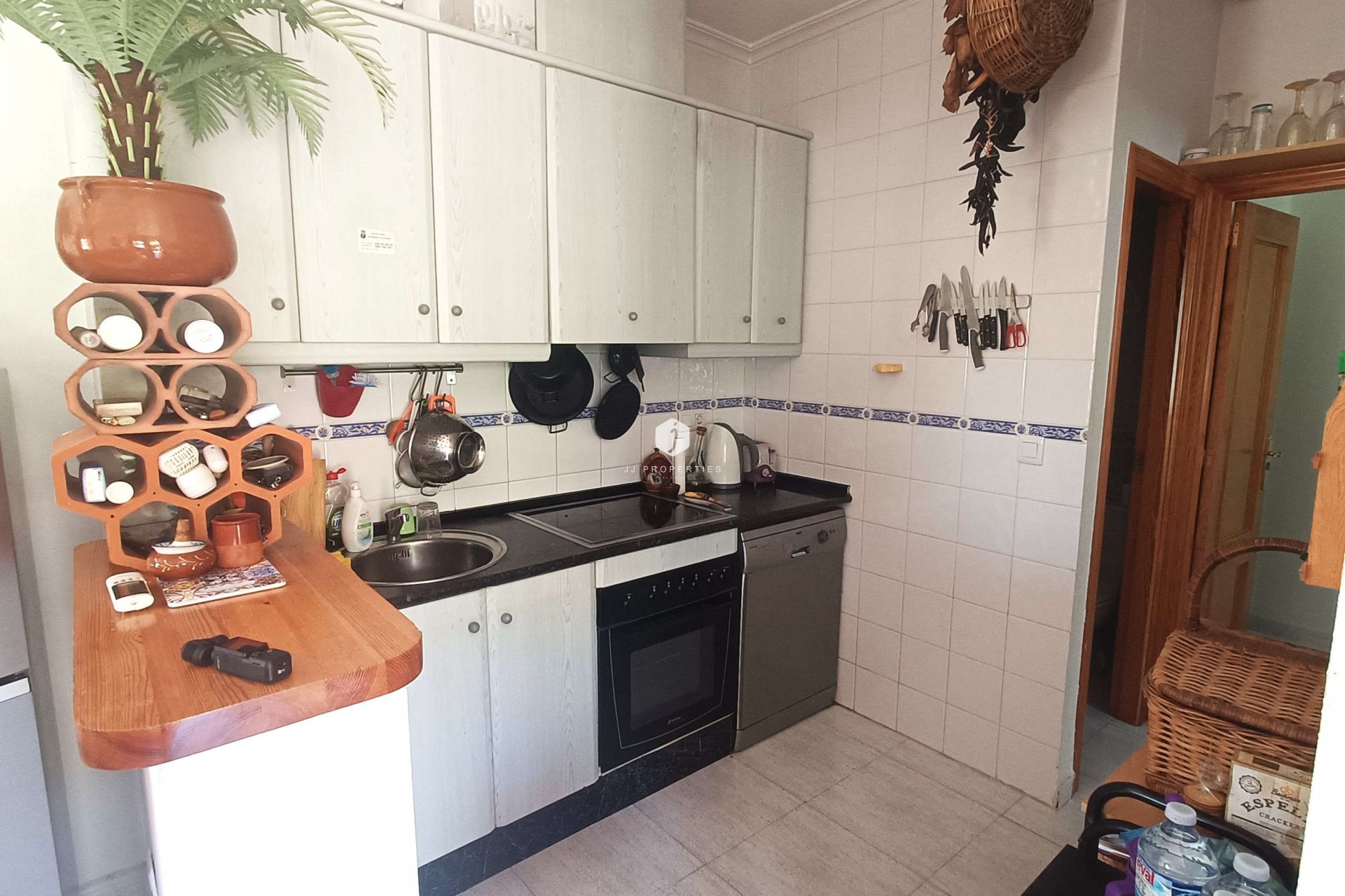 Z drugiej ręki - Szalet -
Orihuela Costa - Costa Blanca
