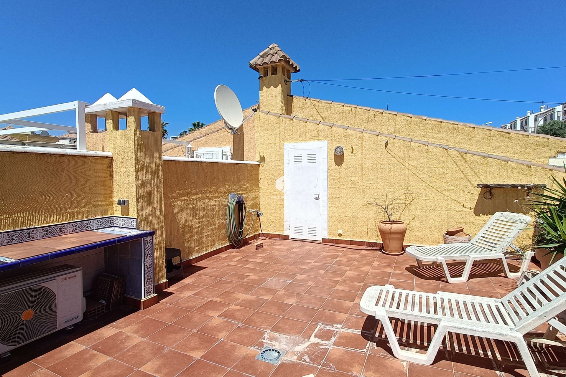 Z drugiej ręki - Szalet -
Orihuela Costa - Costa Blanca