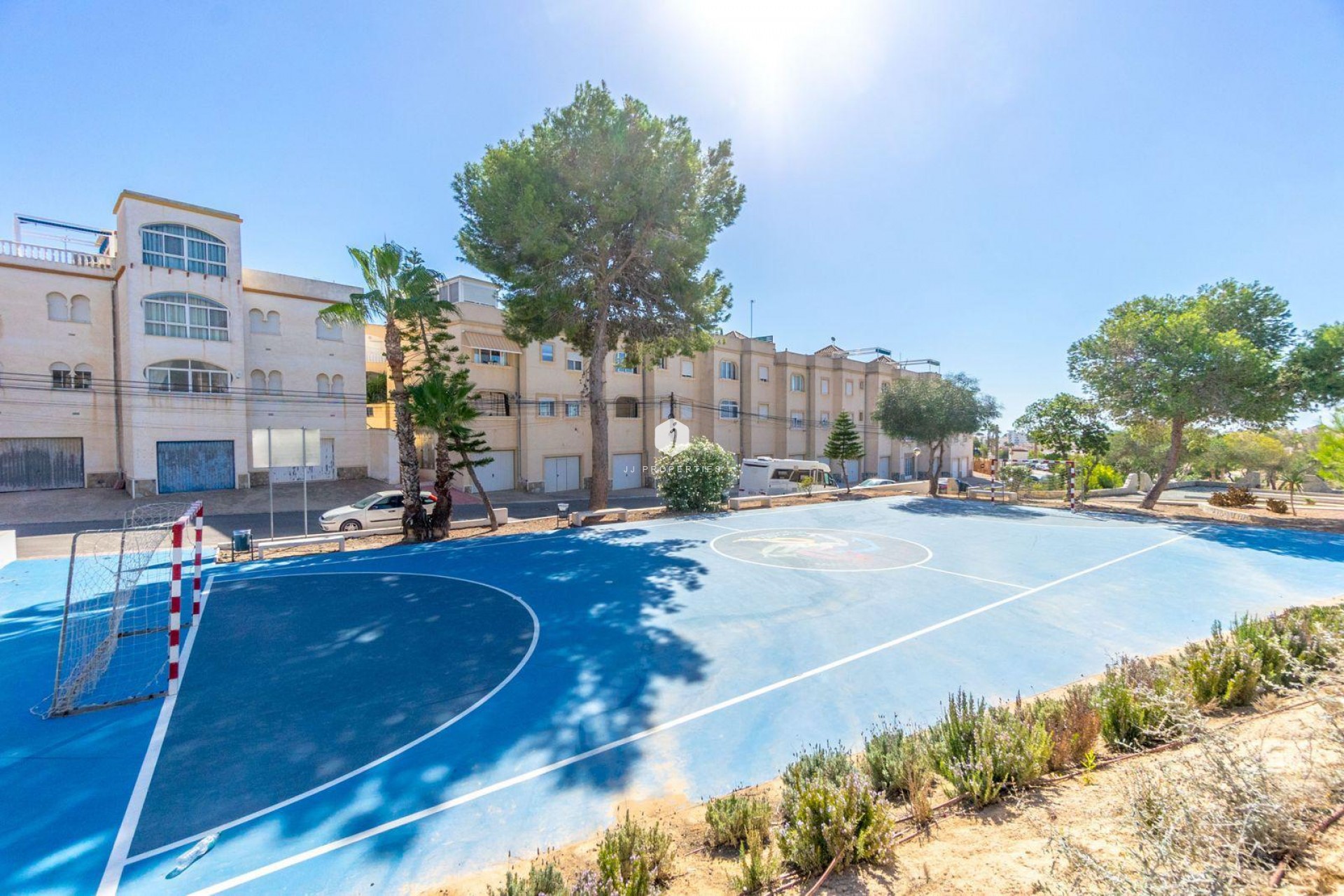 Z drugiej ręki - Szalet -
Orihuela Costa - Costa Blanca