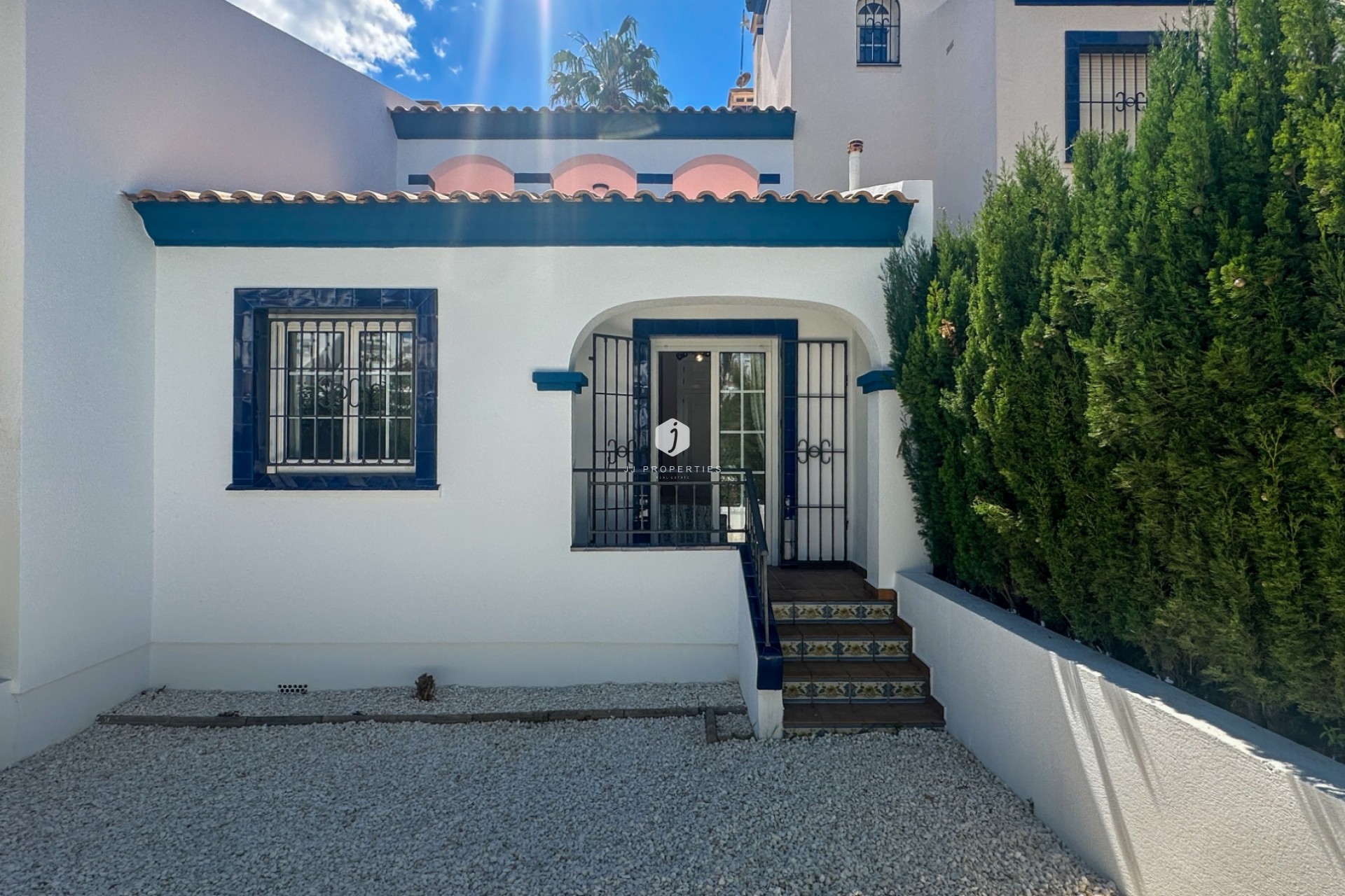 Z drugiej ręki - Szalet -
Orihuela Costa - Costa Blanca