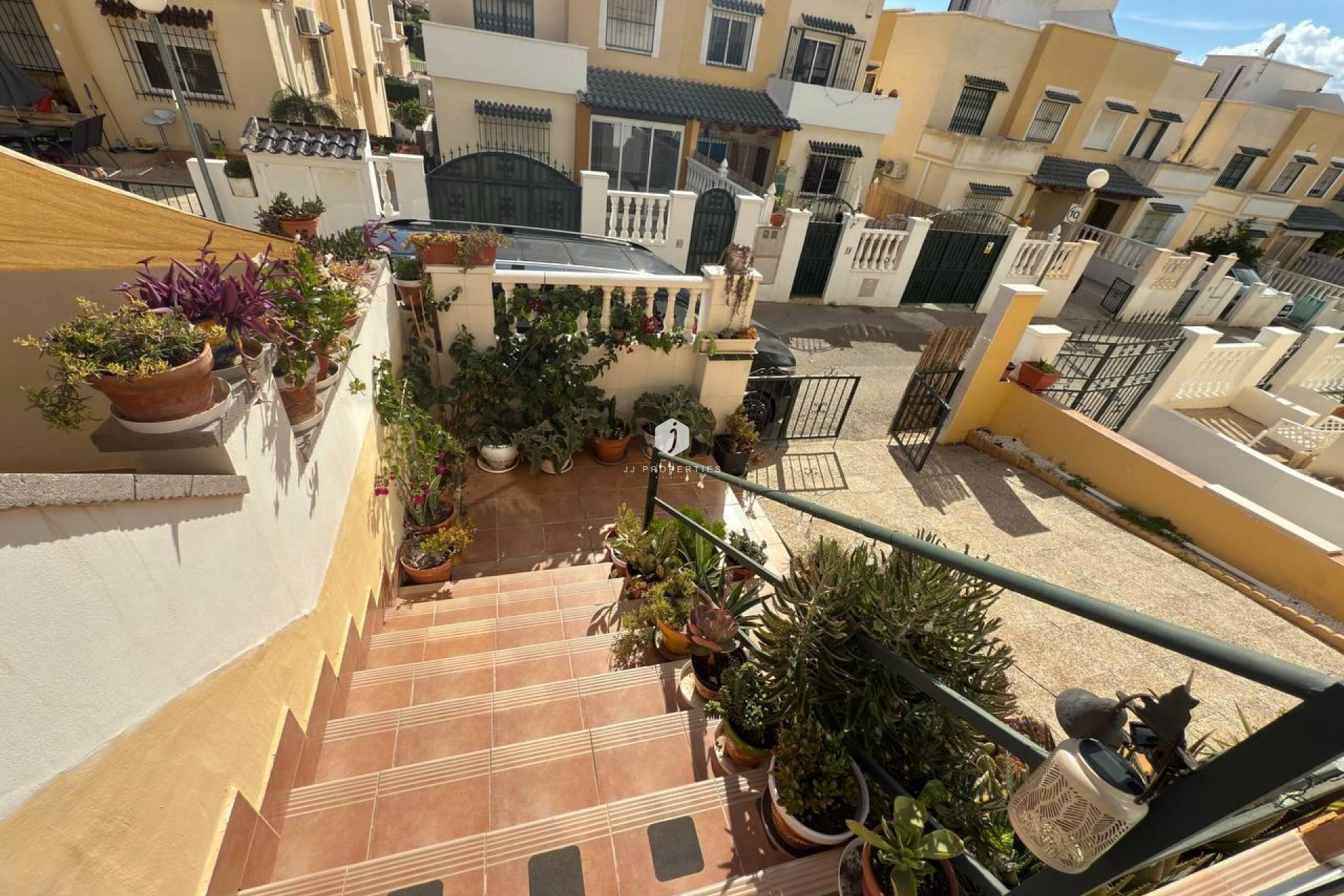 Z drugiej ręki - Szalet -
Orihuela Costa - Los Almendros-la Florida