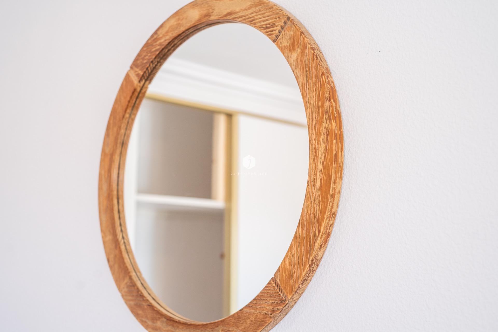 Z drugiej ręki - Szalet -
Orihuela Costa - Los Almendros-la Florida