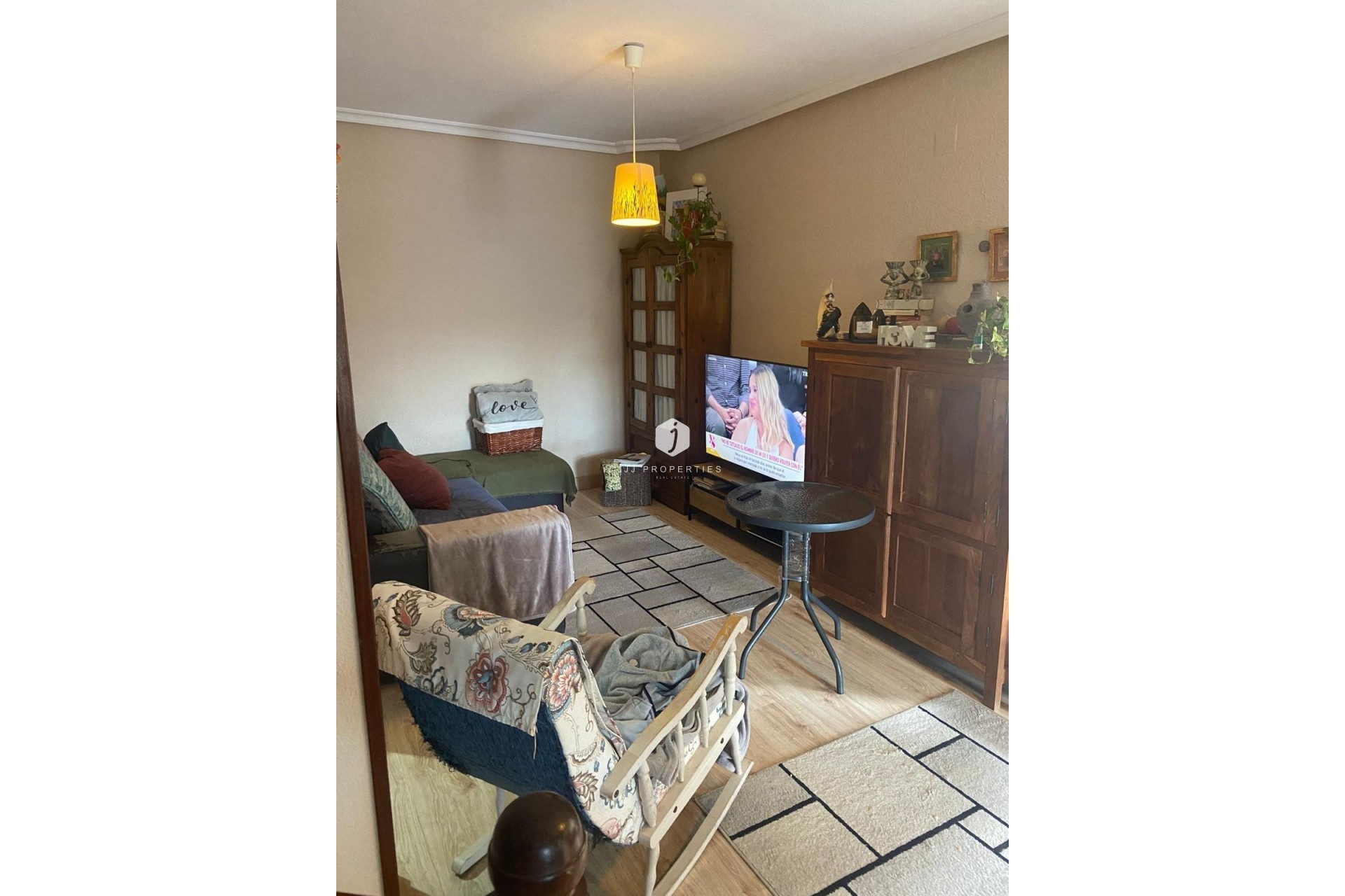 Z drugiej ręki - Szalet -
Orihuela Costa - Punta Prima