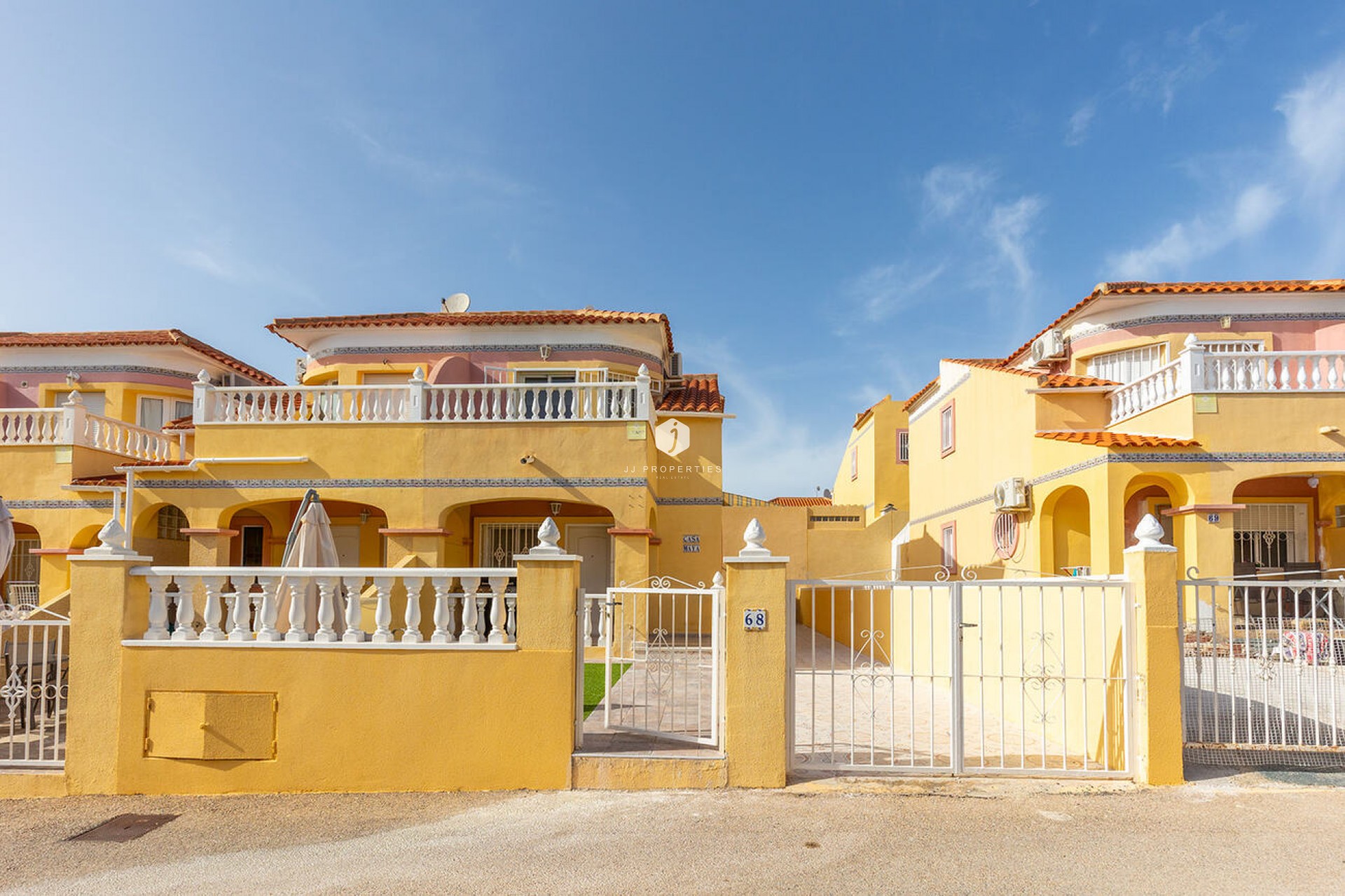 Z drugiej ręki - Szalet -
Orihuela Costa - Villamartín