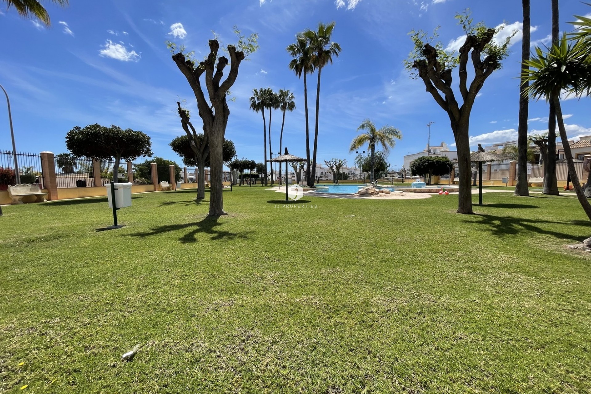 Z drugiej ręki - Szalet -
Orihuela Costa