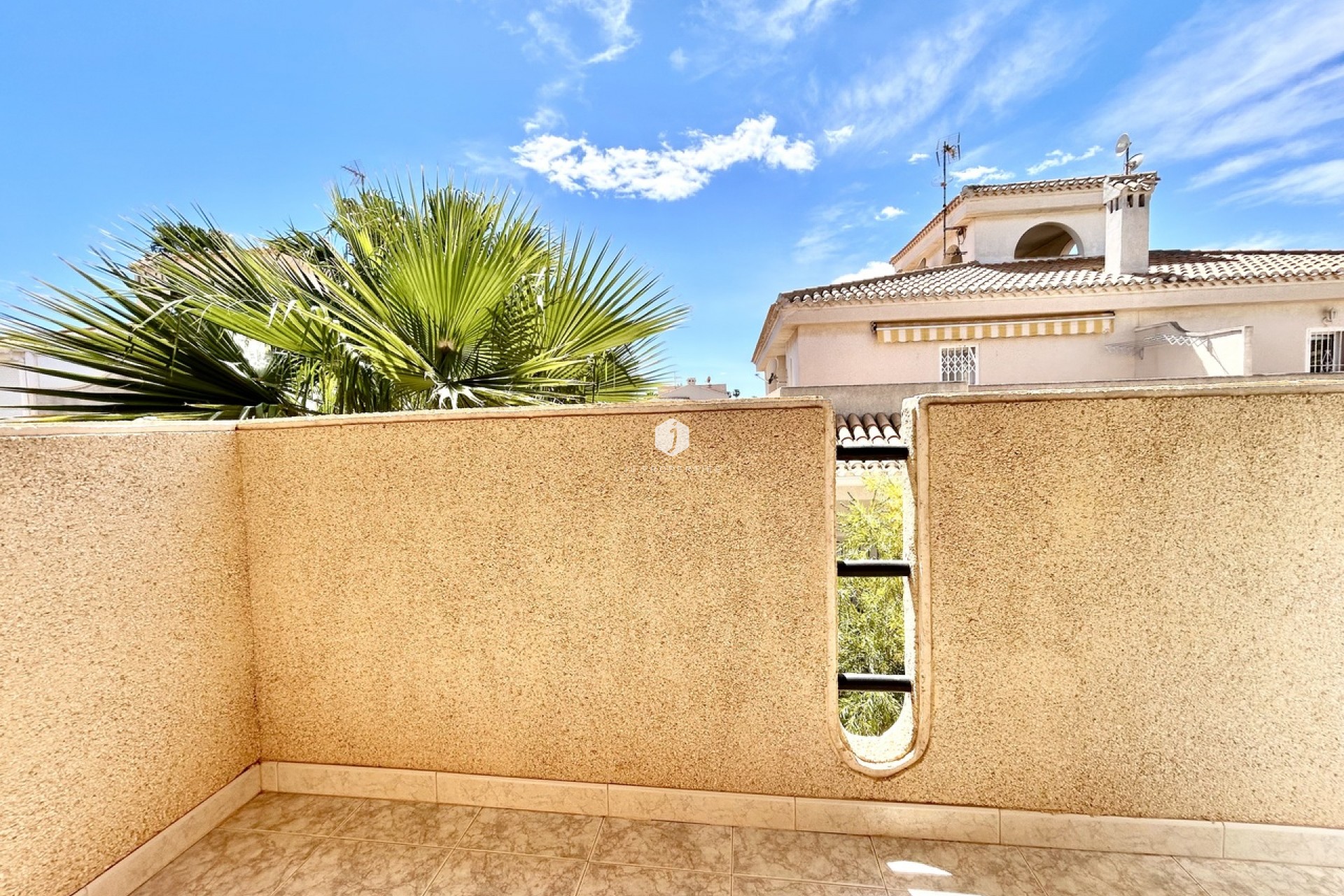 Z drugiej ręki - Szalet -
Playa Flamenca - Costa Blanca