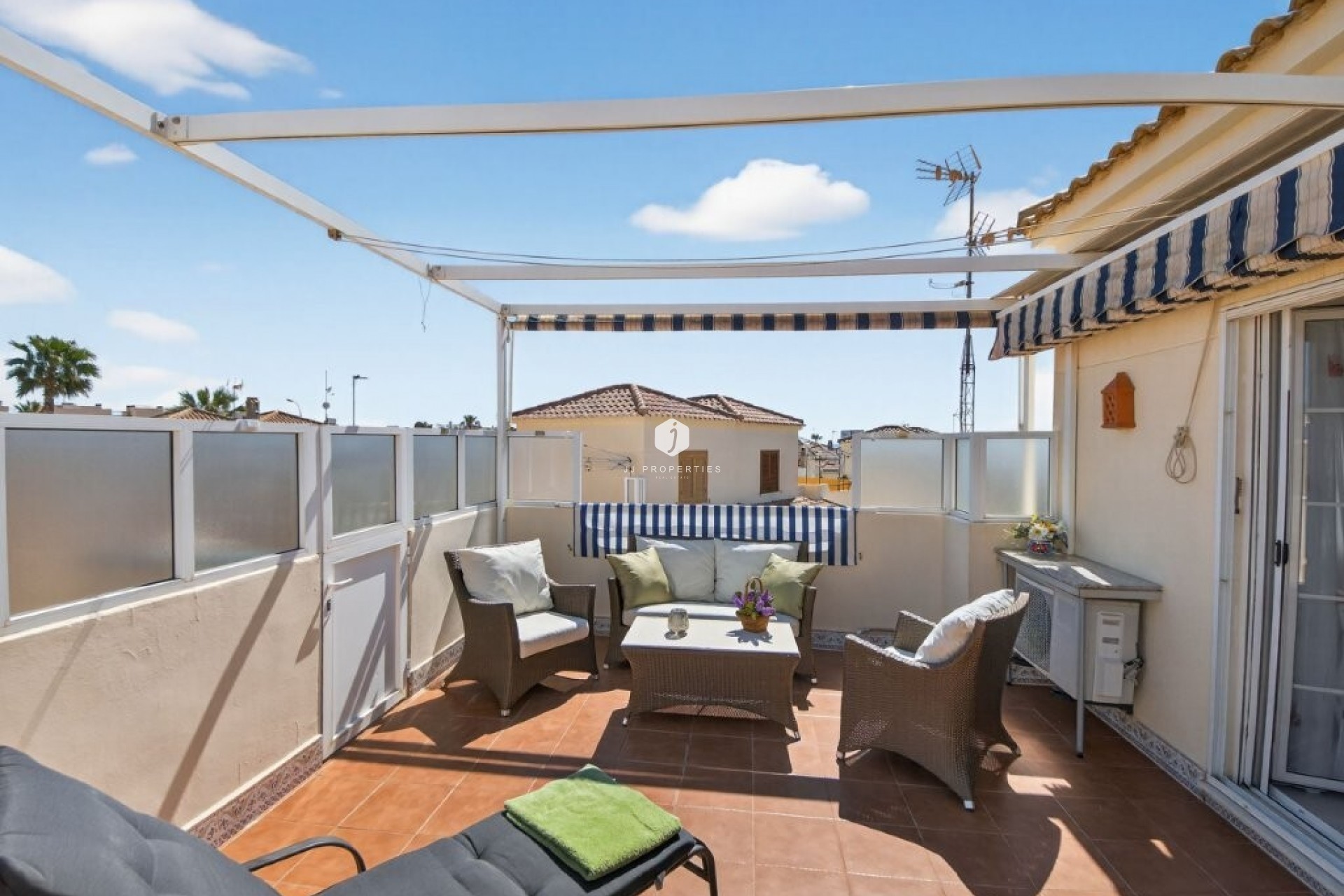 Z drugiej ręki - Szalet -
Playa Flamenca - Serena III