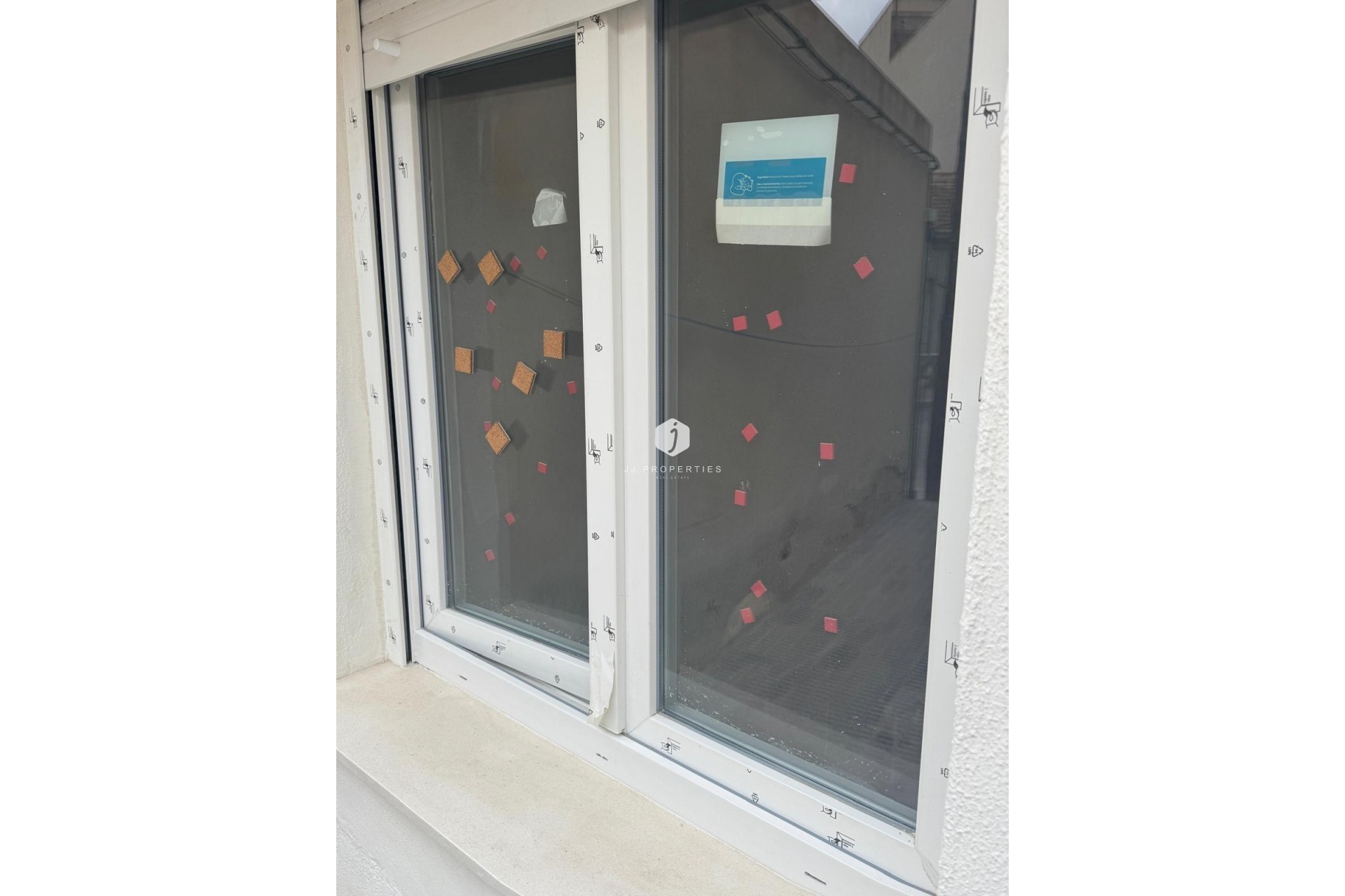 Z drugiej ręki - Szalet -
Rojales - Las Cuevas