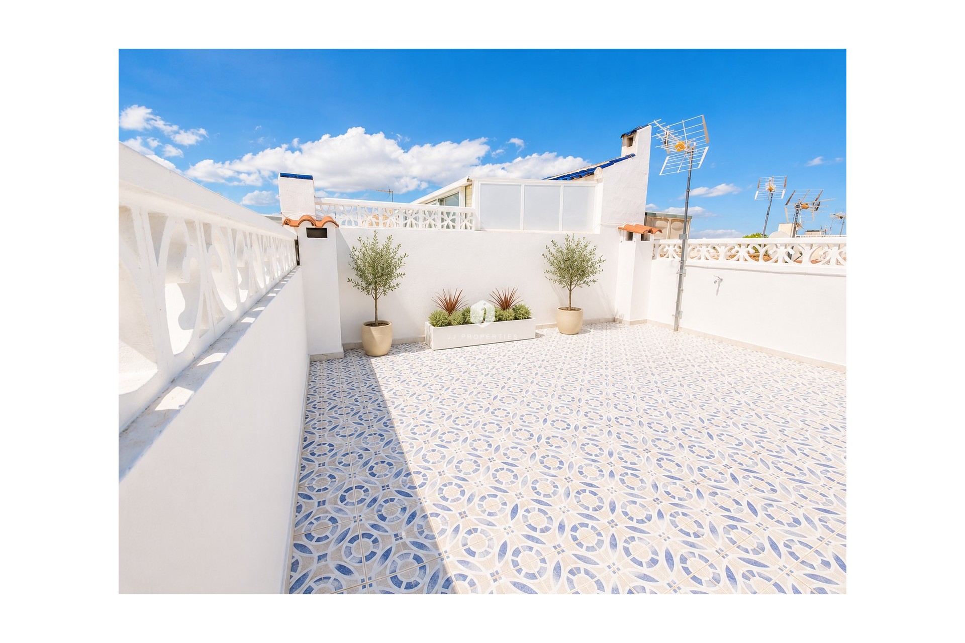 Z drugiej ręki - Szalet -
San Fulgencio - Costa Blanca