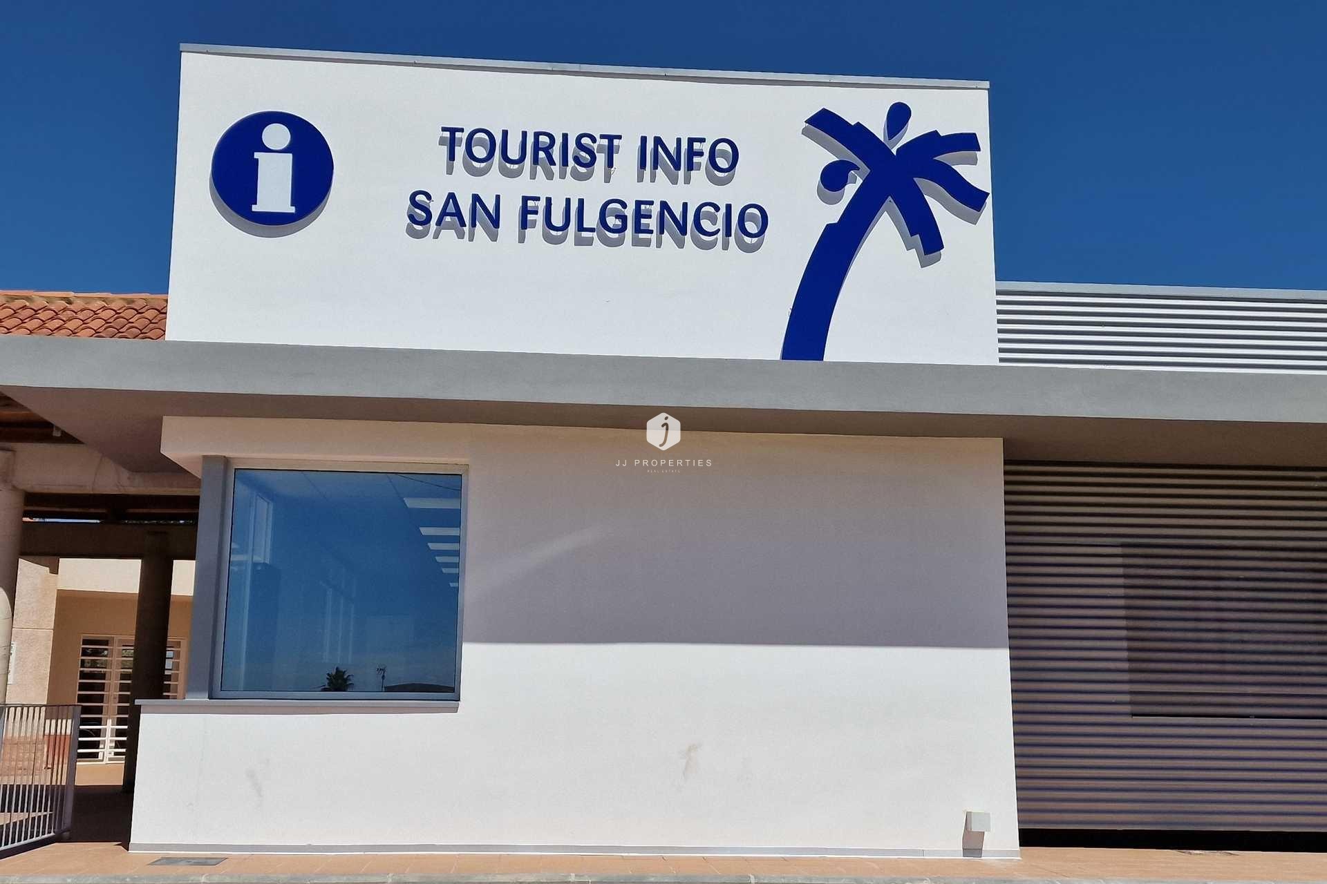 Z drugiej ręki - Szalet -
San Fulgencio - La Marina