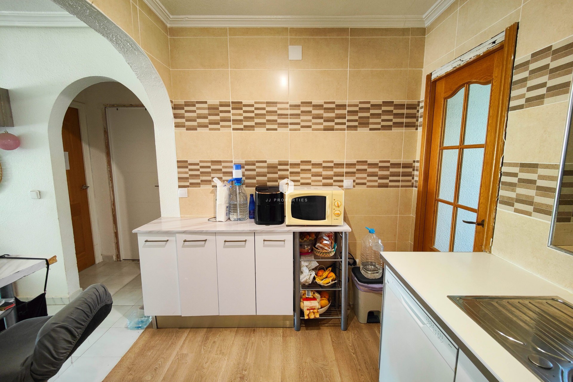 Z drugiej ręki - Szalet -
San Miguel de Salinas - Inland