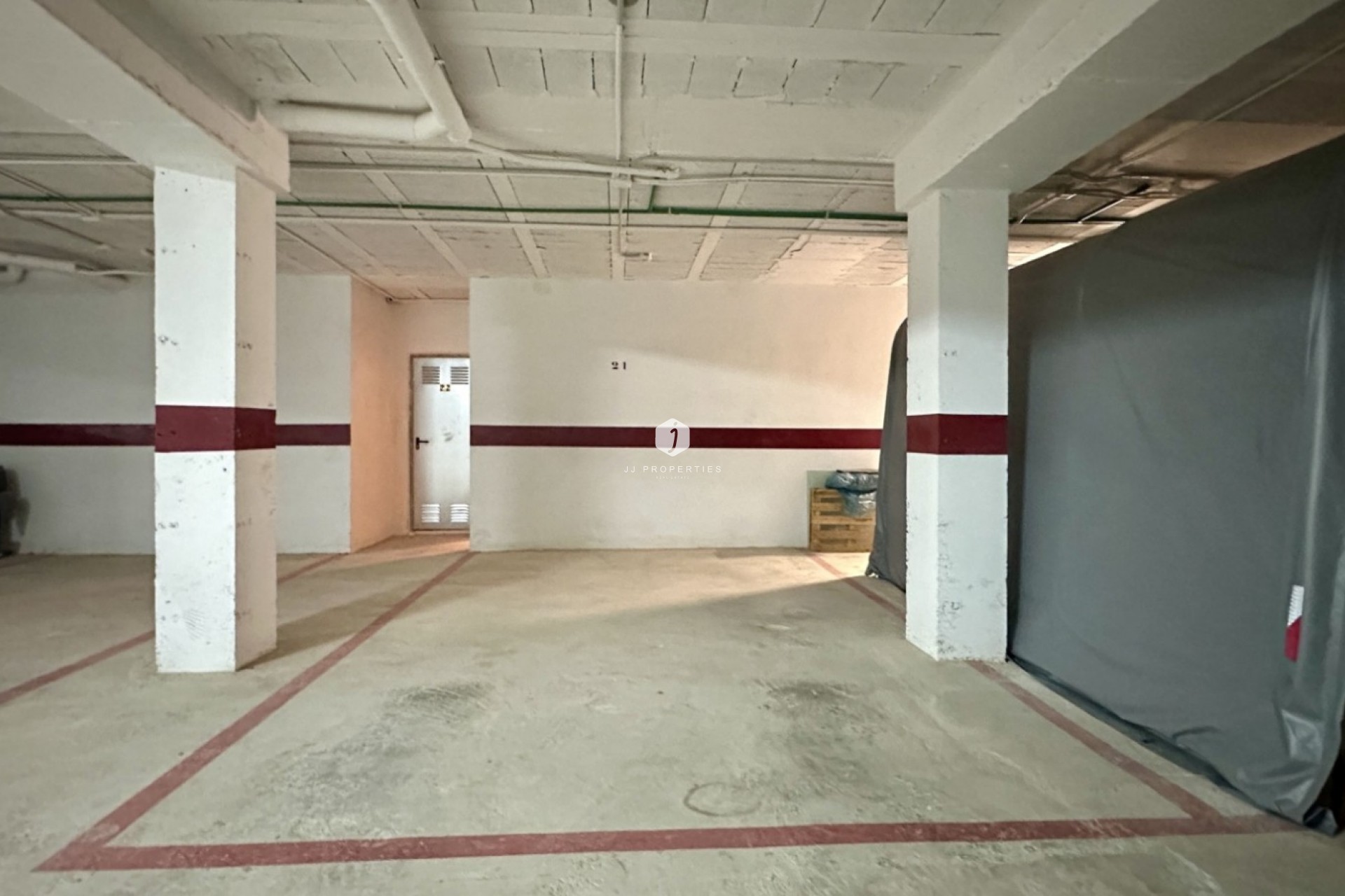 Z drugiej ręki - Szalet -
San Miguel de Salinas - Inland