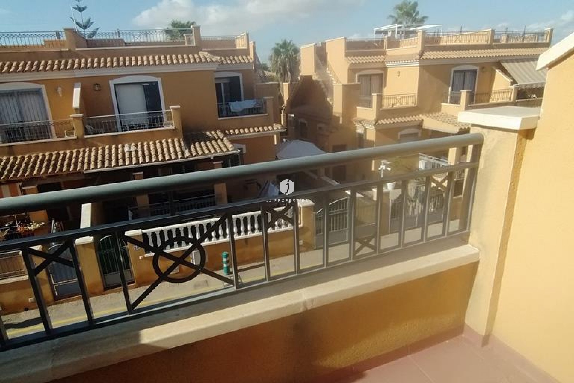 Z drugiej ręki - Szalet -
Torrevieja - AGUAS NUEVAS 25