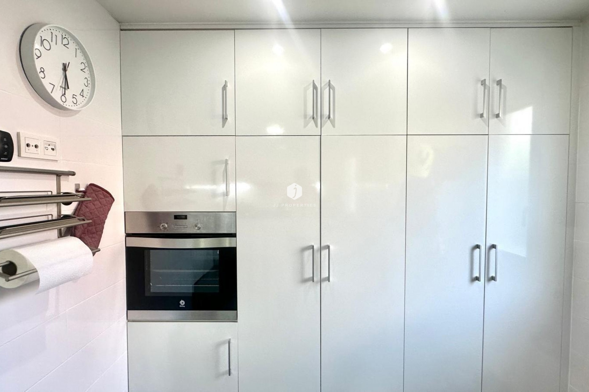 Z drugiej ręki - Szalet -
Torrevieja - aguas nuevas