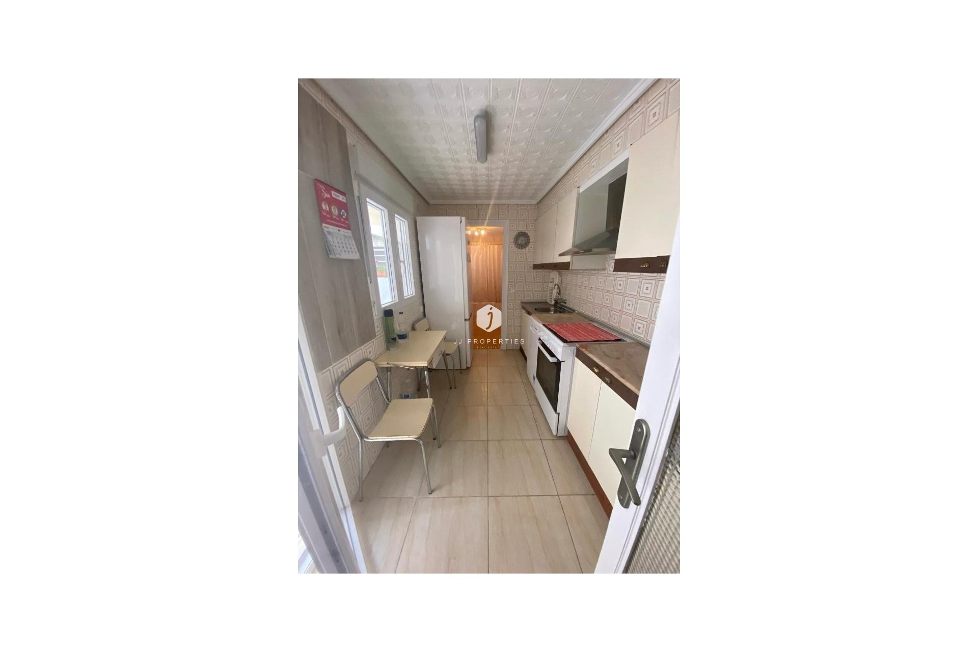 Z drugiej ręki - Szalet -
Torrevieja - Centro