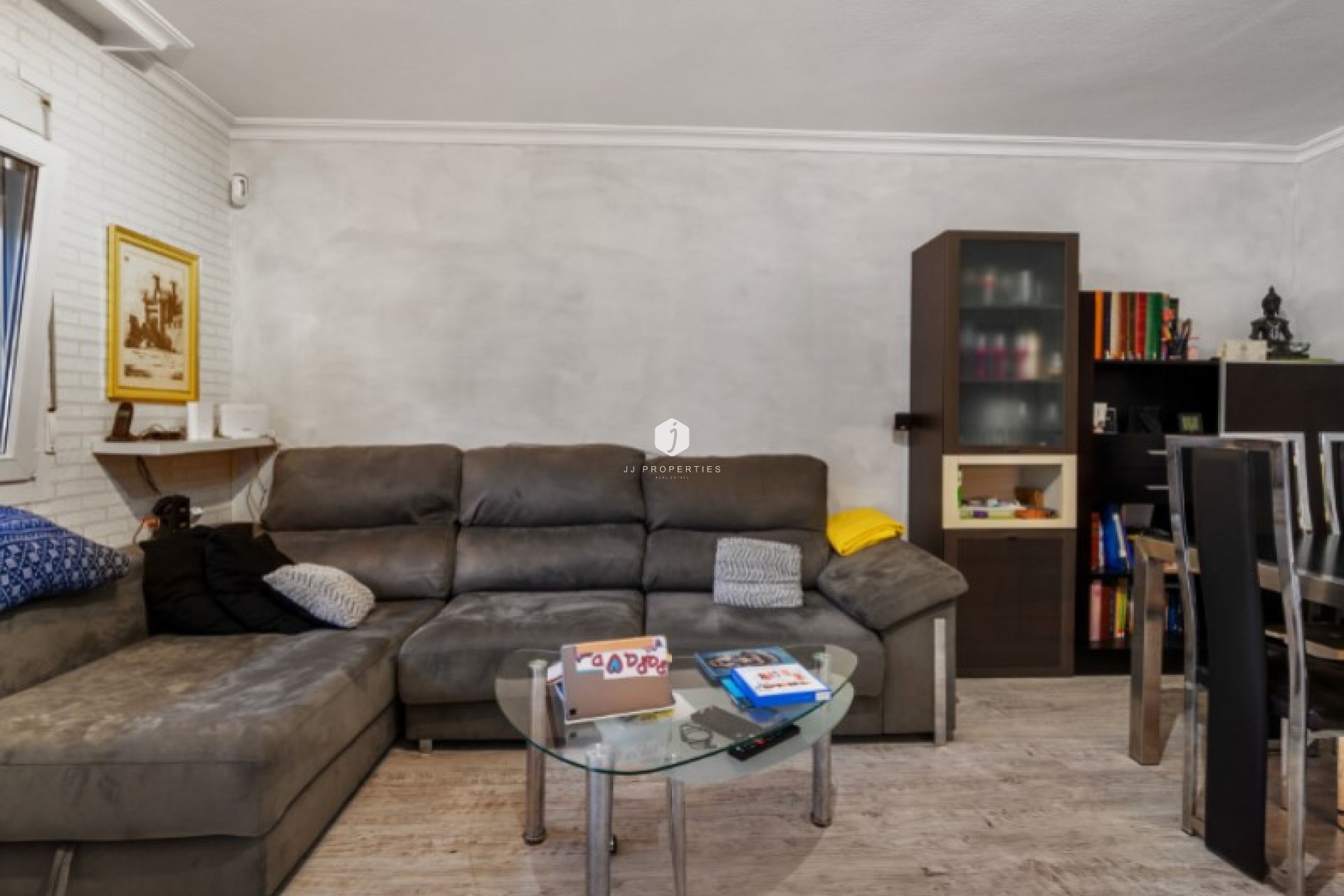 Z drugiej ręki - Szalet -
Torrevieja - Costa Blanca