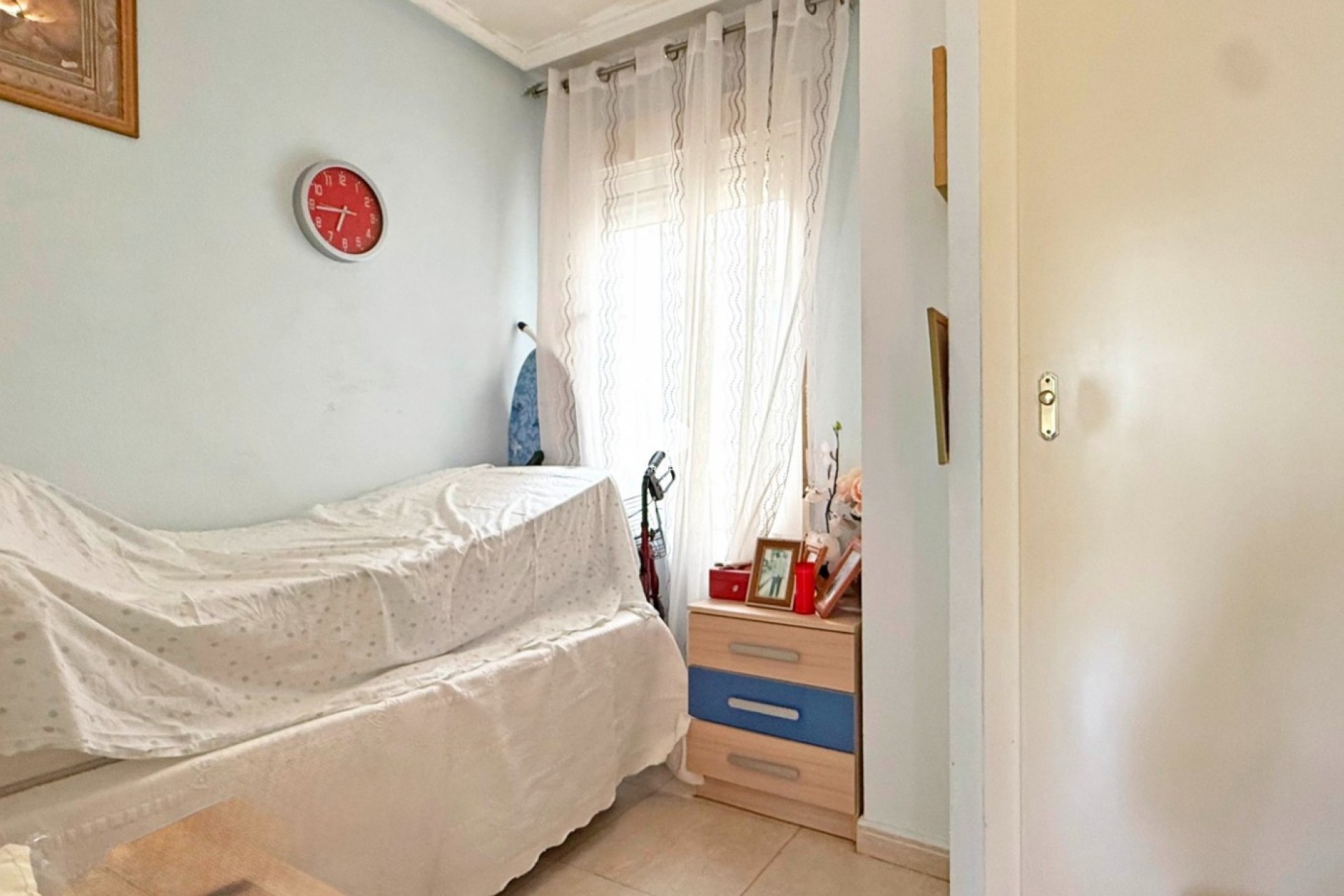 Z drugiej ręki - Szalet -
Torrevieja - Costa Blanca