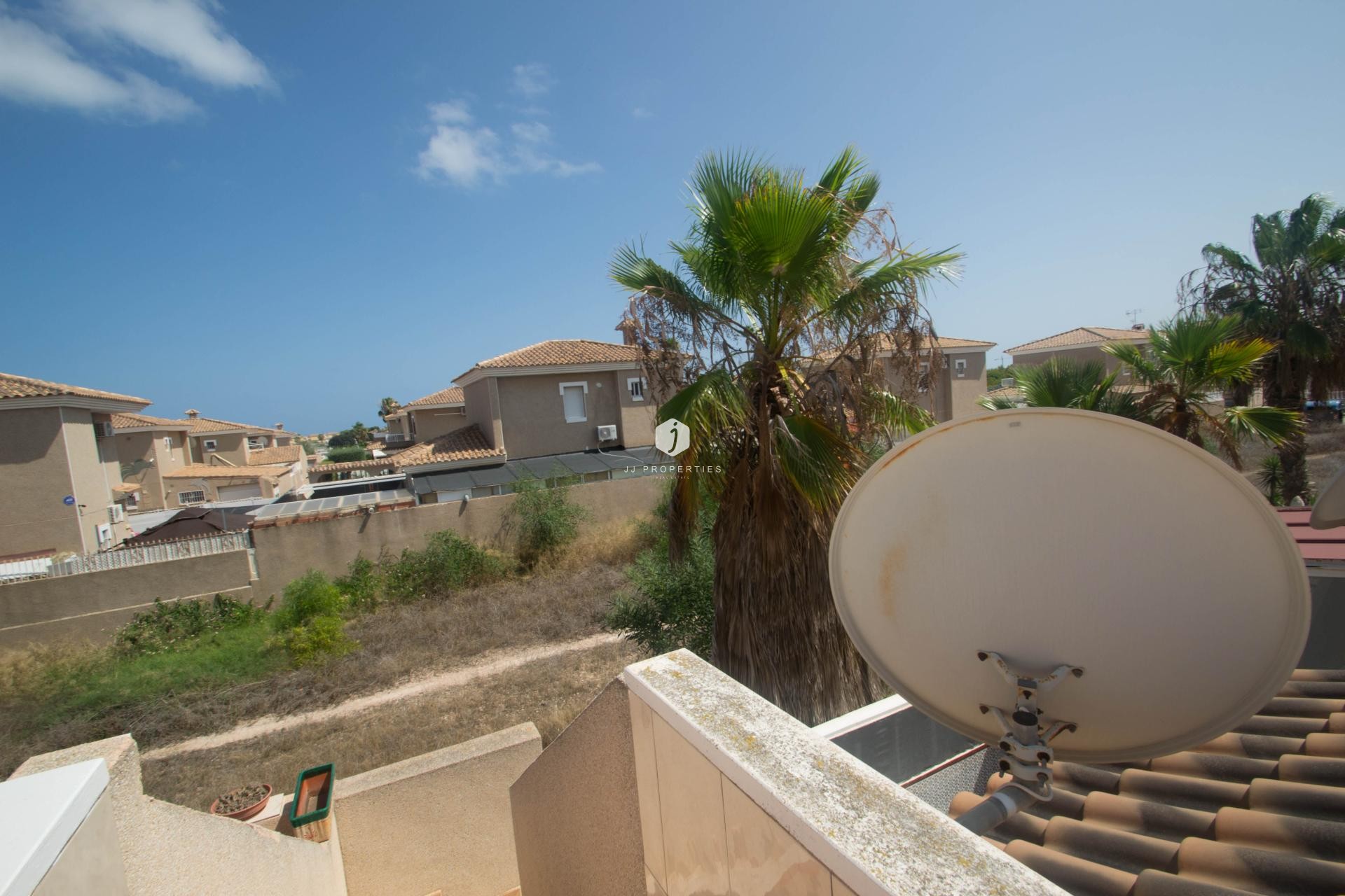 Z drugiej ręki - Szalet -
Torrevieja - Costa Blanca