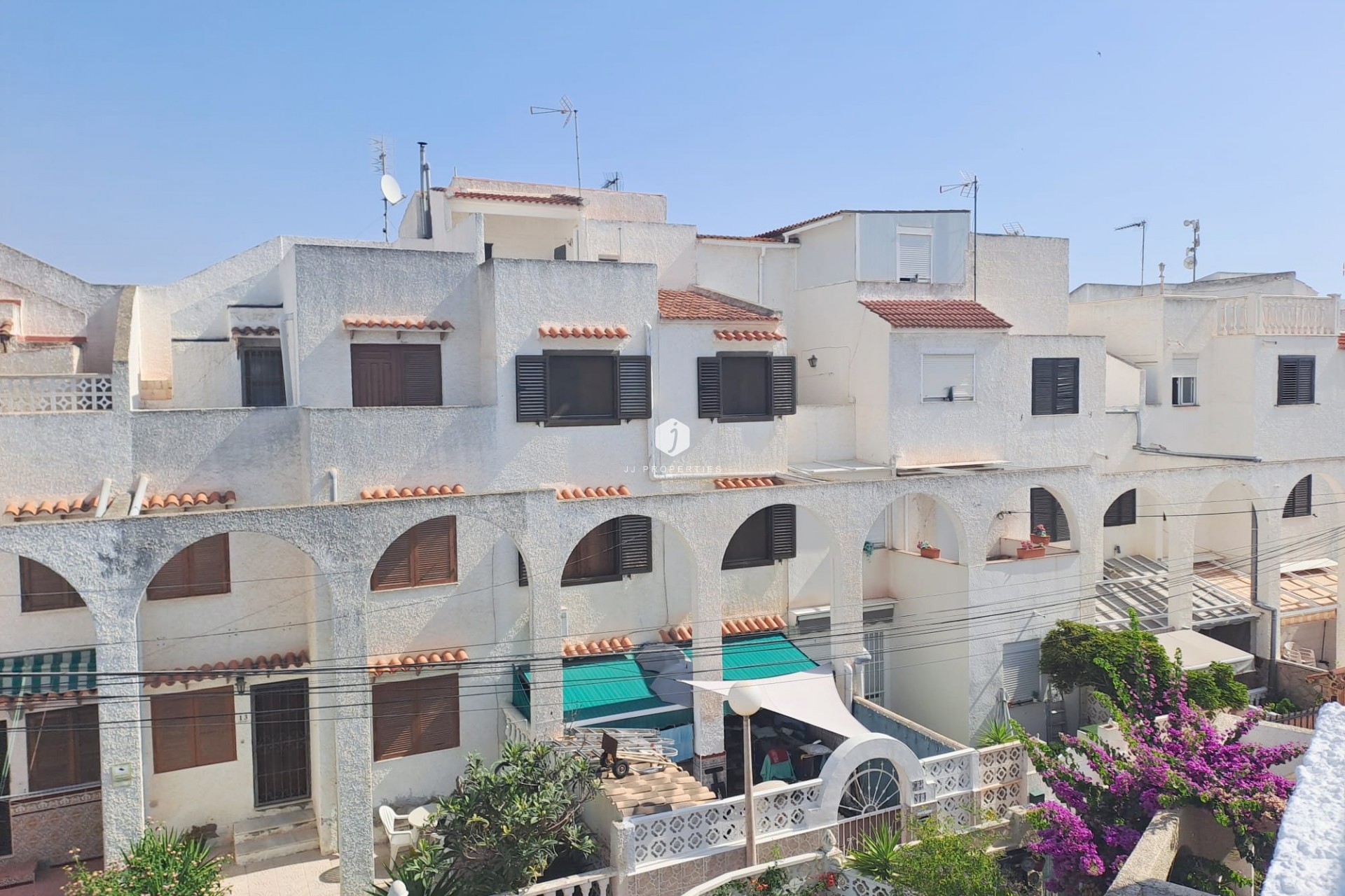 Z drugiej ręki - Szalet -
Torrevieja - Costa Blanca