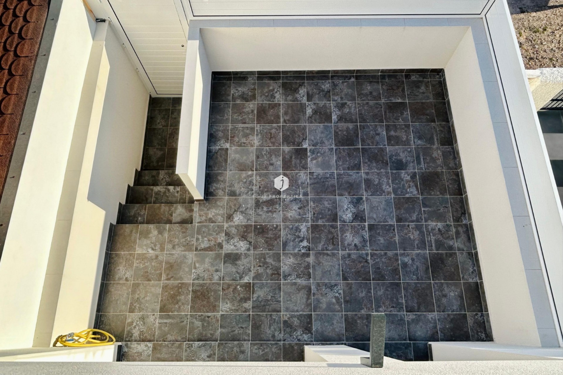 Z drugiej ręki - Szalet -
Torrevieja - Costa Blanca