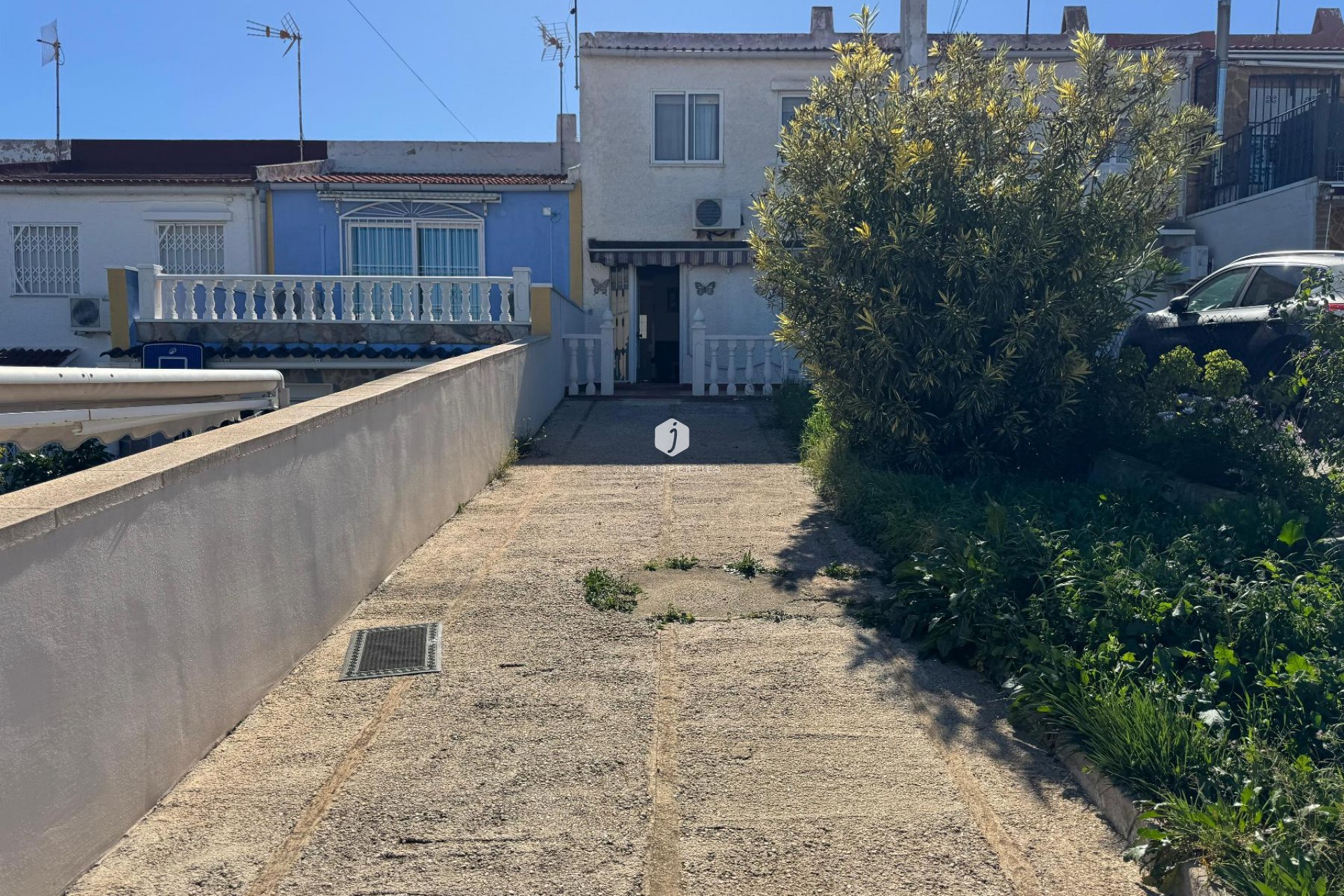 Z drugiej ręki - Szalet -
Torrevieja - Costa Blanca