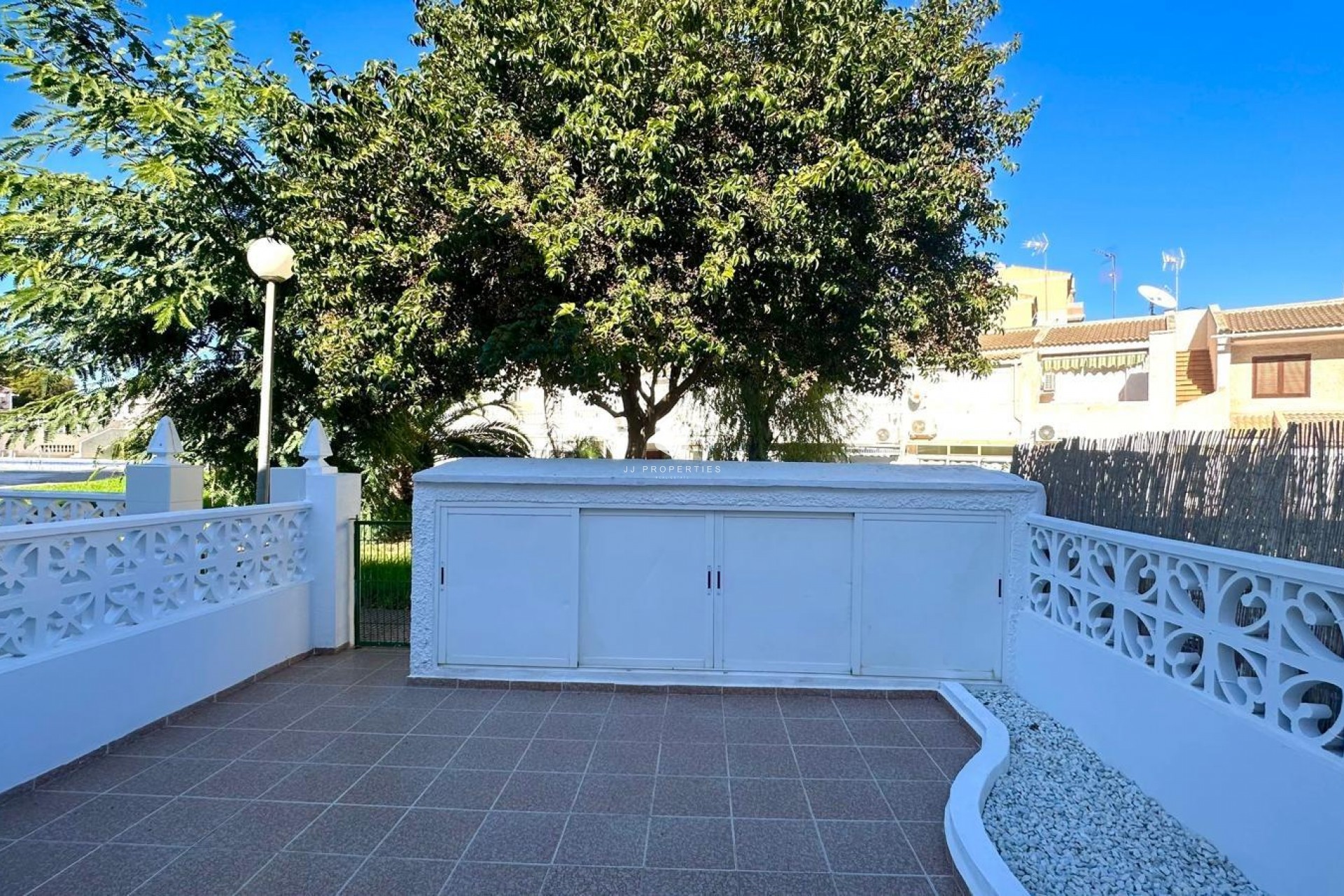 Z drugiej ręki - Szalet -
Torrevieja - Estacion de autobuses