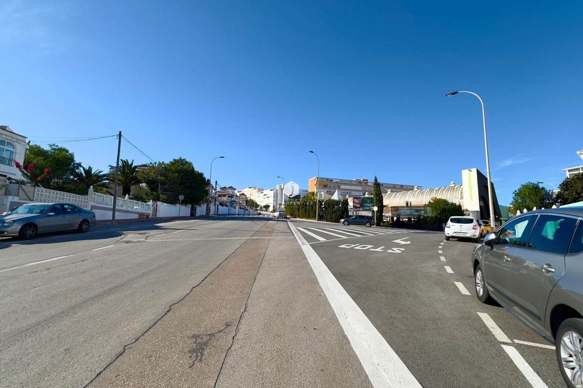 Z drugiej ręki - Szalet -
Torrevieja - La Mata