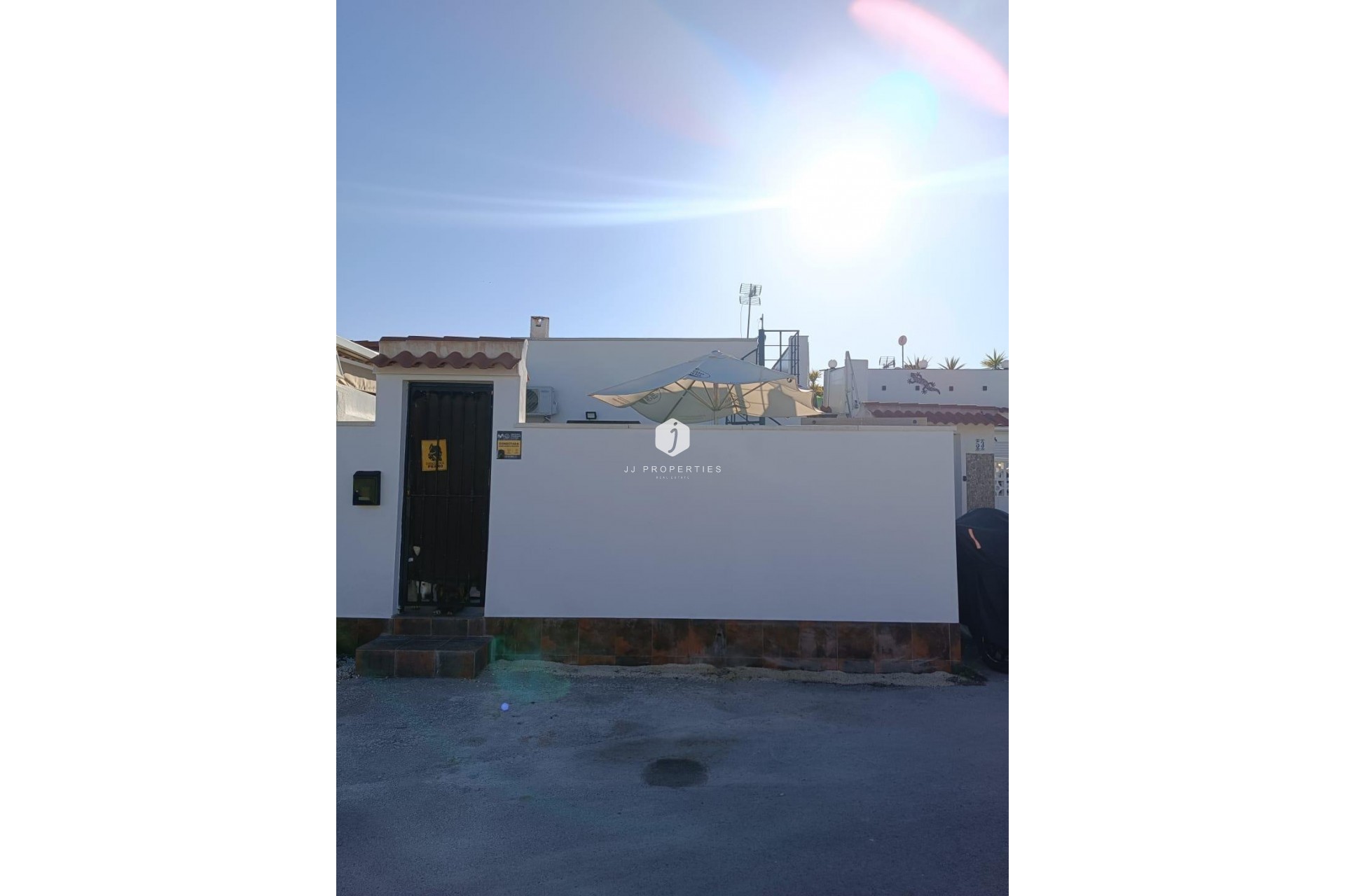 Z drugiej ręki - Szalet -
Torrevieja - La Siesta - El Salado - Torreta