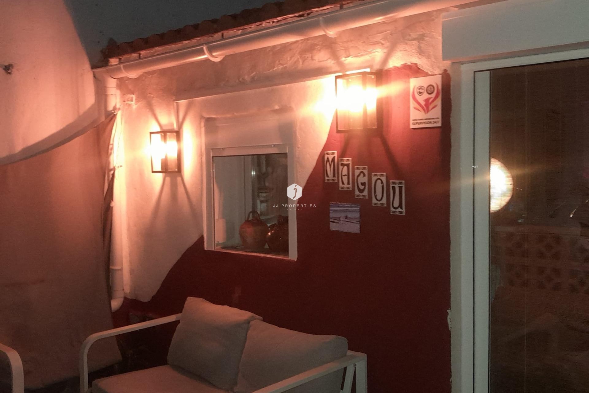 Z drugiej ręki - Szalet -
Torrevieja - La Siesta - El Salado - Torreta