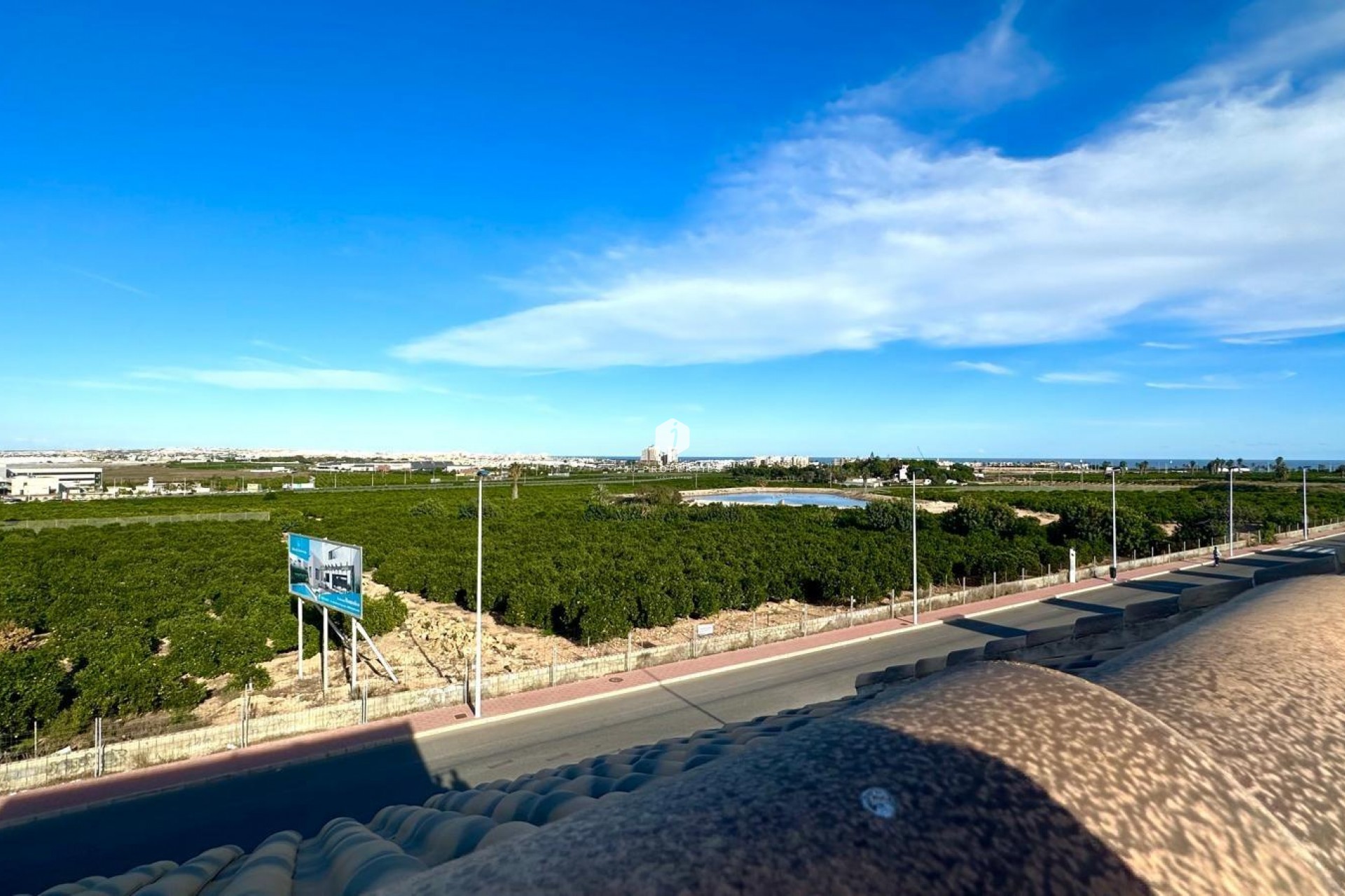 Z drugiej ręki - Szalet -
Torrevieja - La siesta