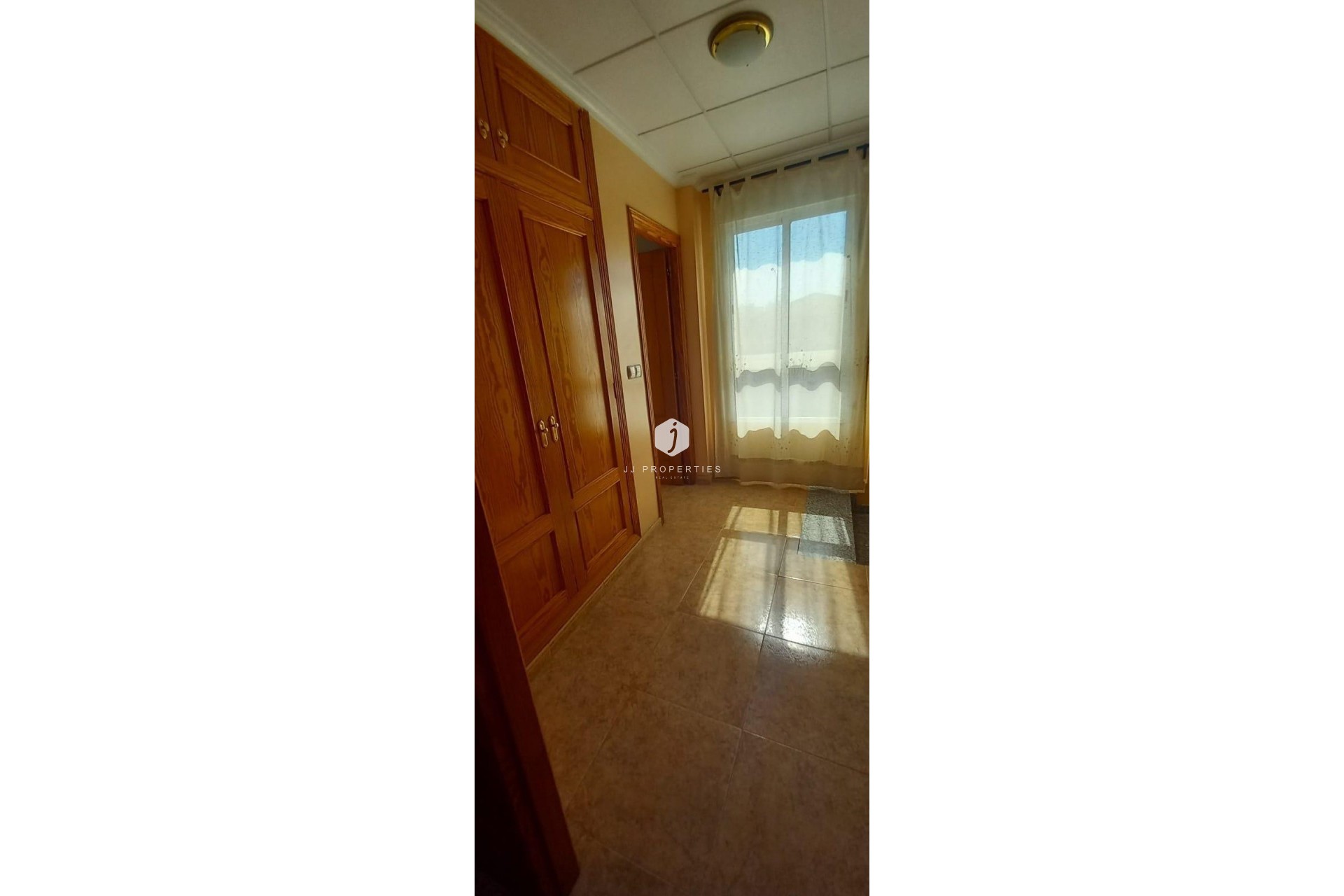 Z drugiej ręki - Szalet -
Torrevieja - Nueva Torrevieja