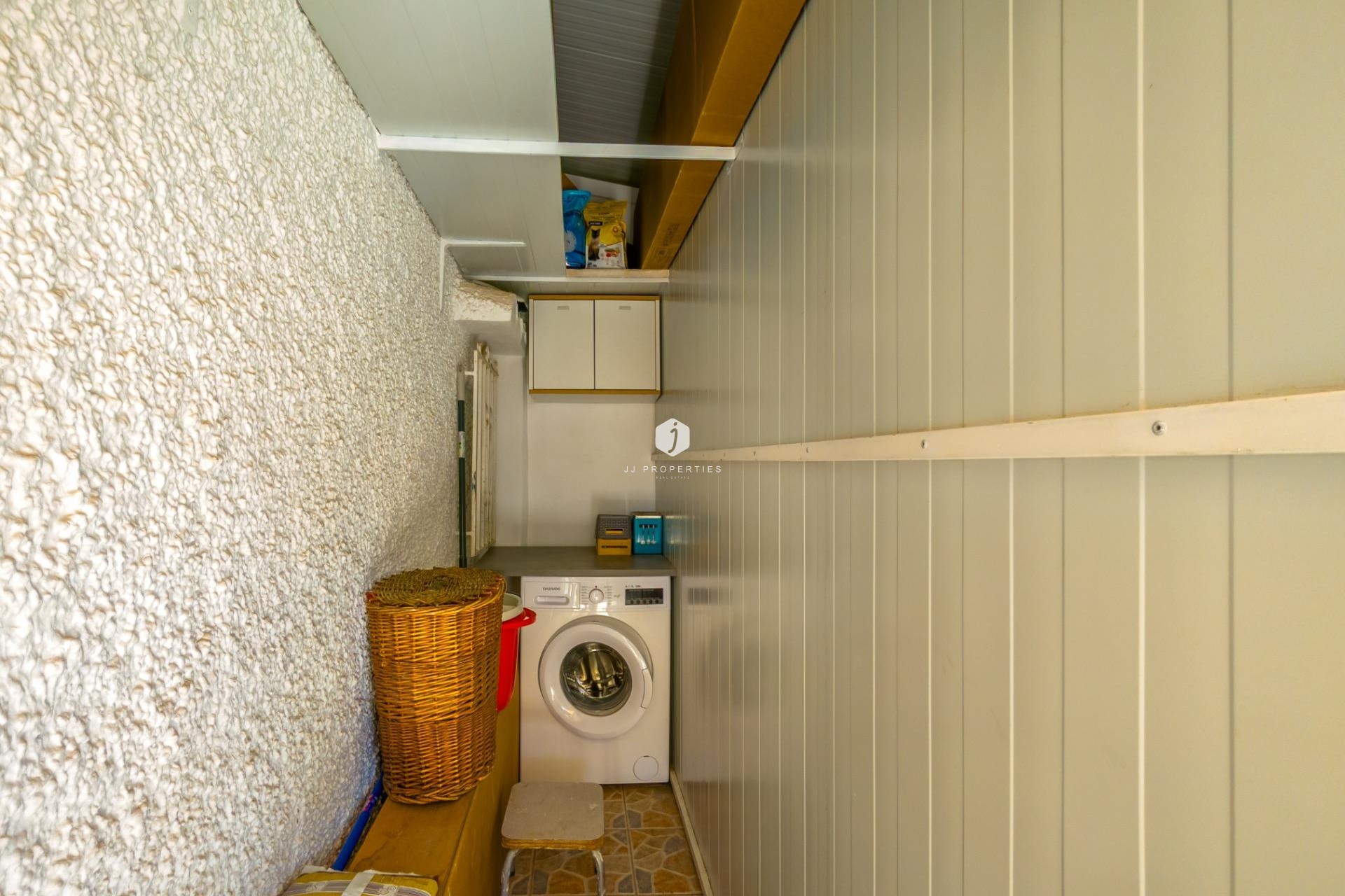 Z drugiej ręki - Szalet -
Torrevieja - Nueva Torrevieja
