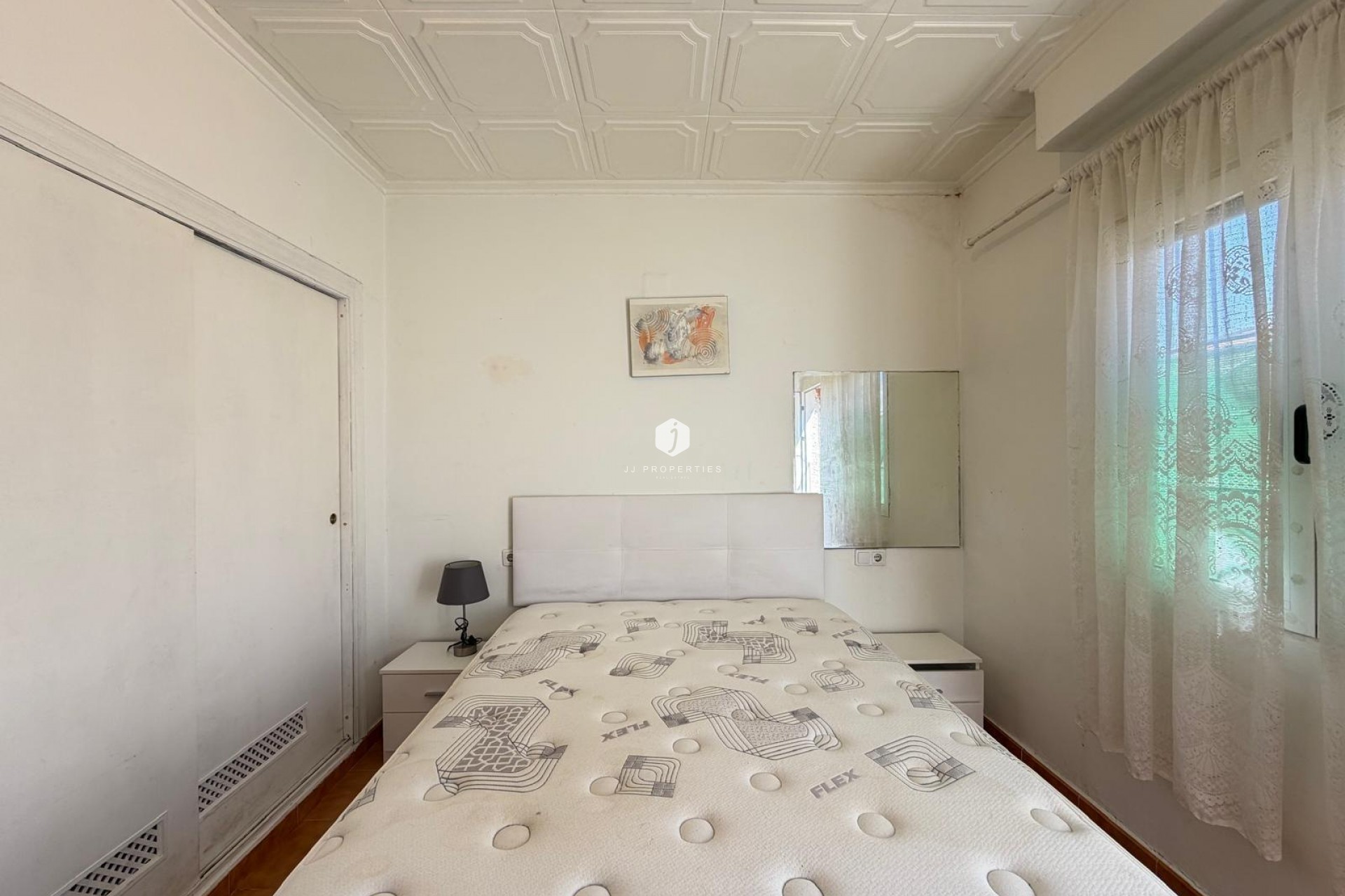 Z drugiej ręki - Szalet -
Torrevieja - Nueva Torrevieja